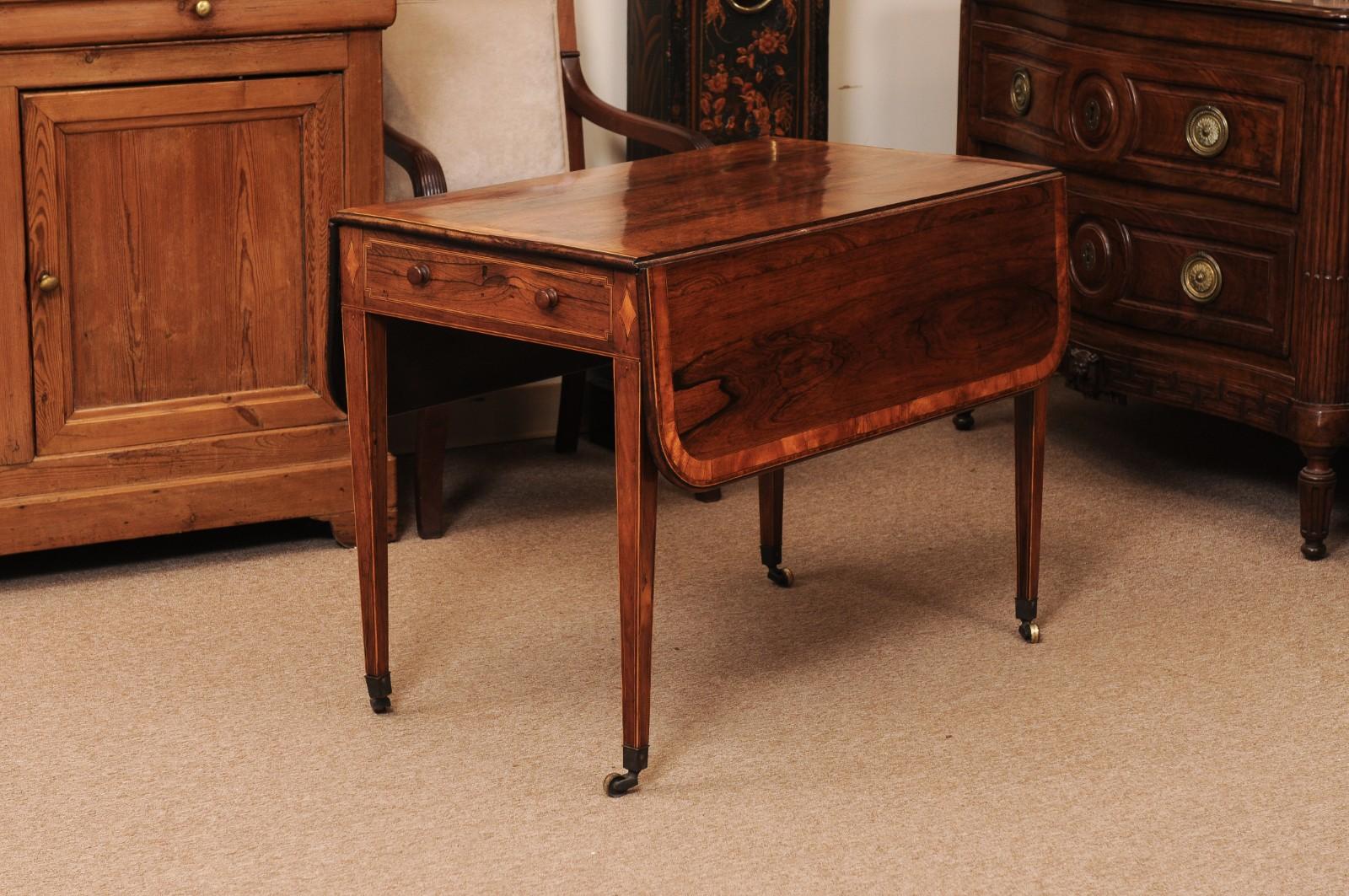 Table Pembroke en bois de rose anglaise du début du 19e siècle en vente 1