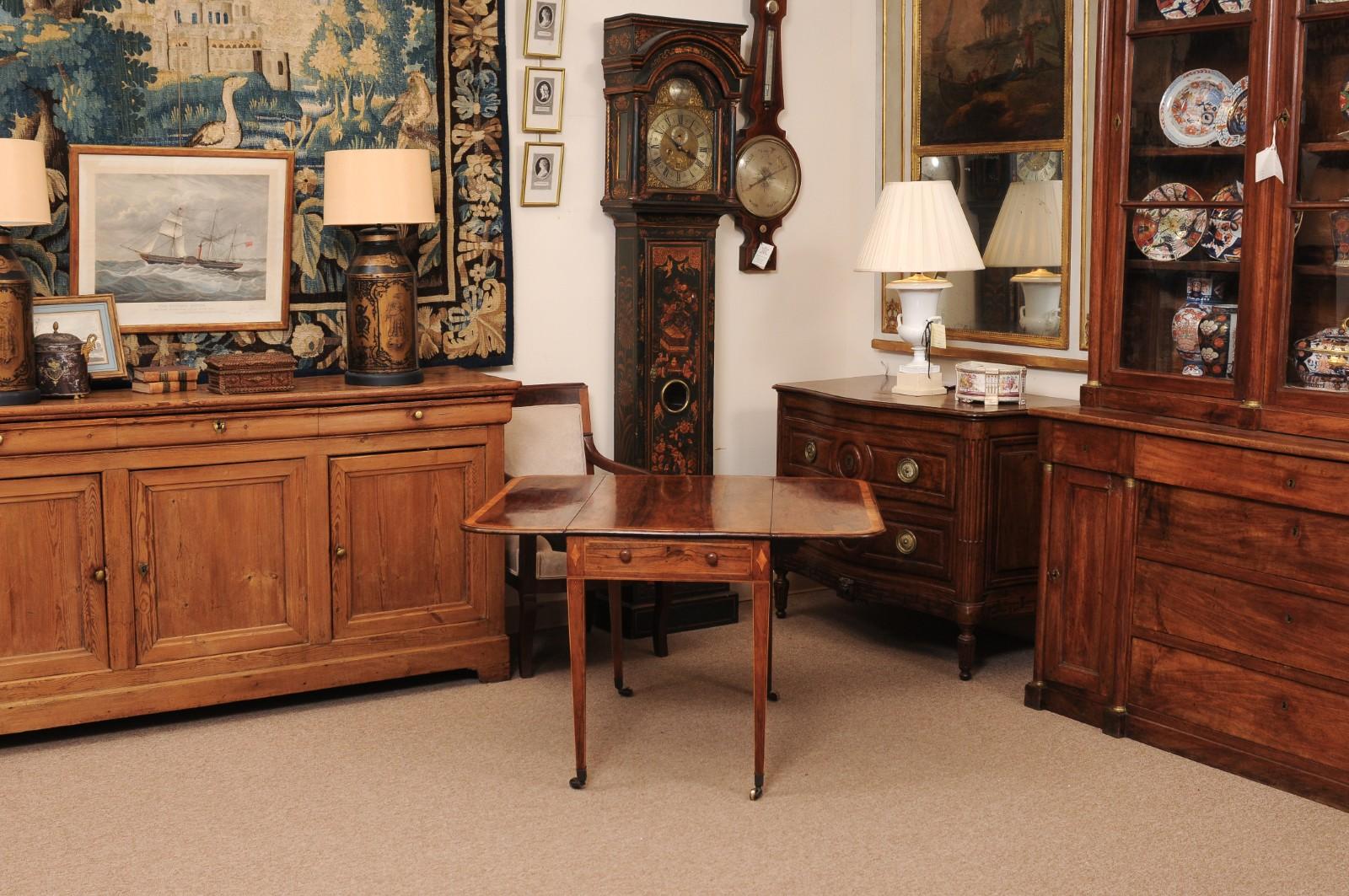 Table Pembroke en bois de rose anglaise du début du 19e siècle en vente 2