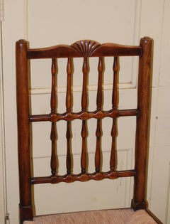 English Early 19th Century Set of Six Fan Back Spindleback Sidechairs Rush Seats
