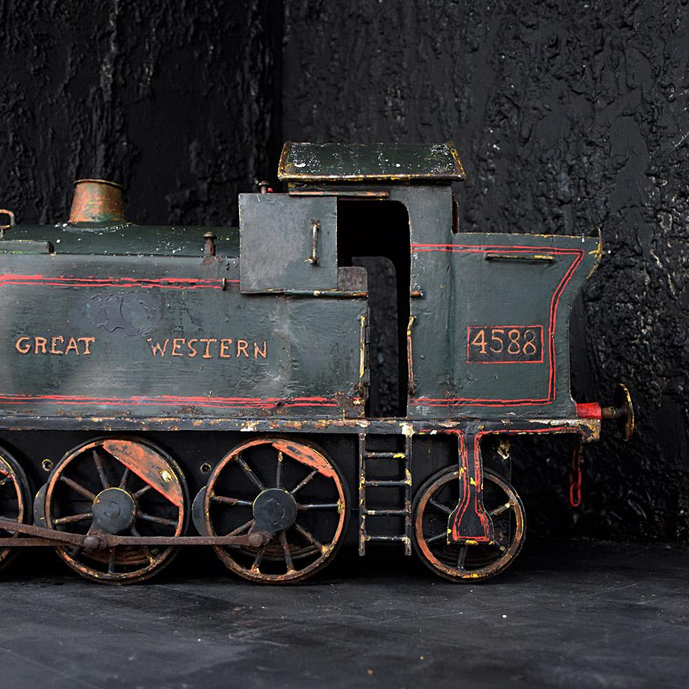 English Early 20th Century Amazing Scratch Built Locomotive 4