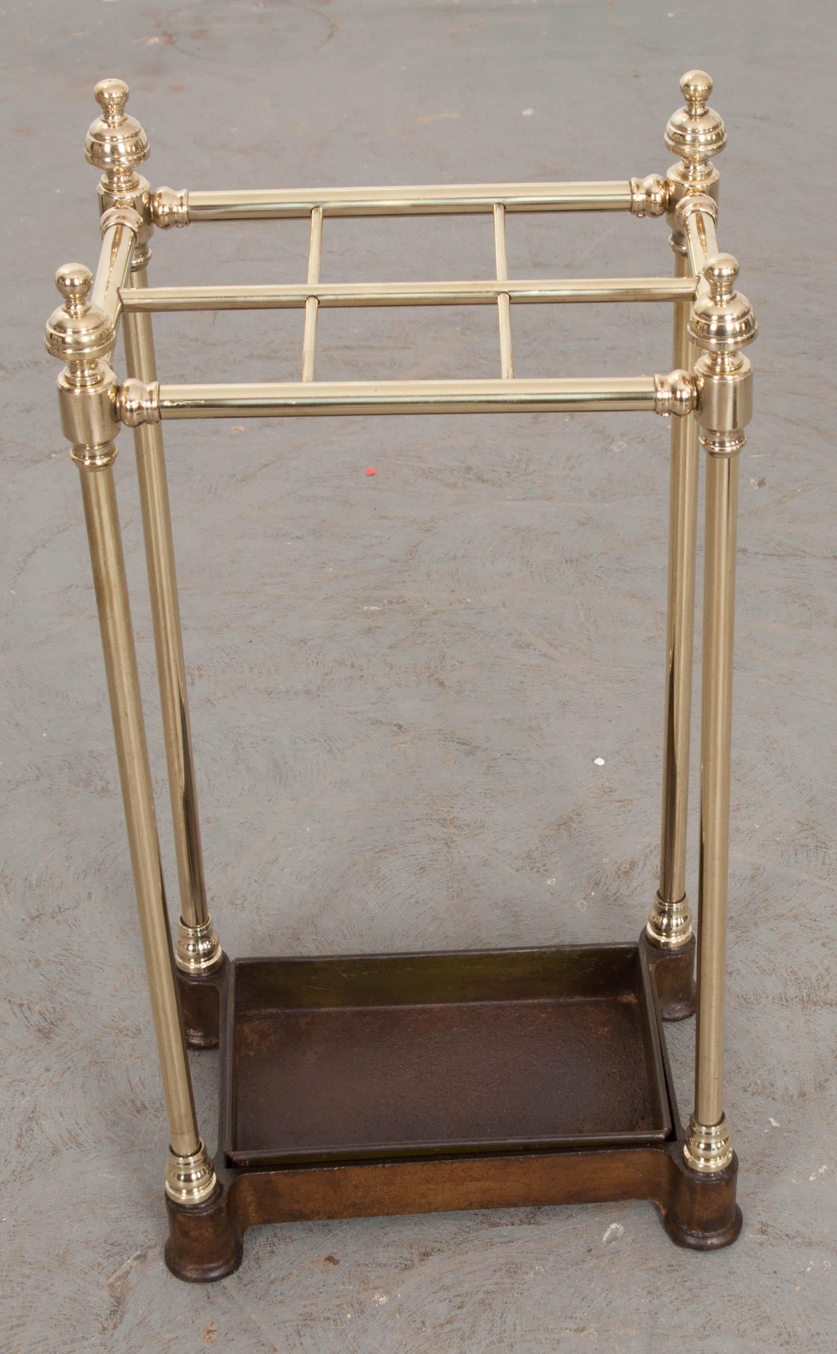 English Early 20th Century Brass and Iron Umbrella Stand 1