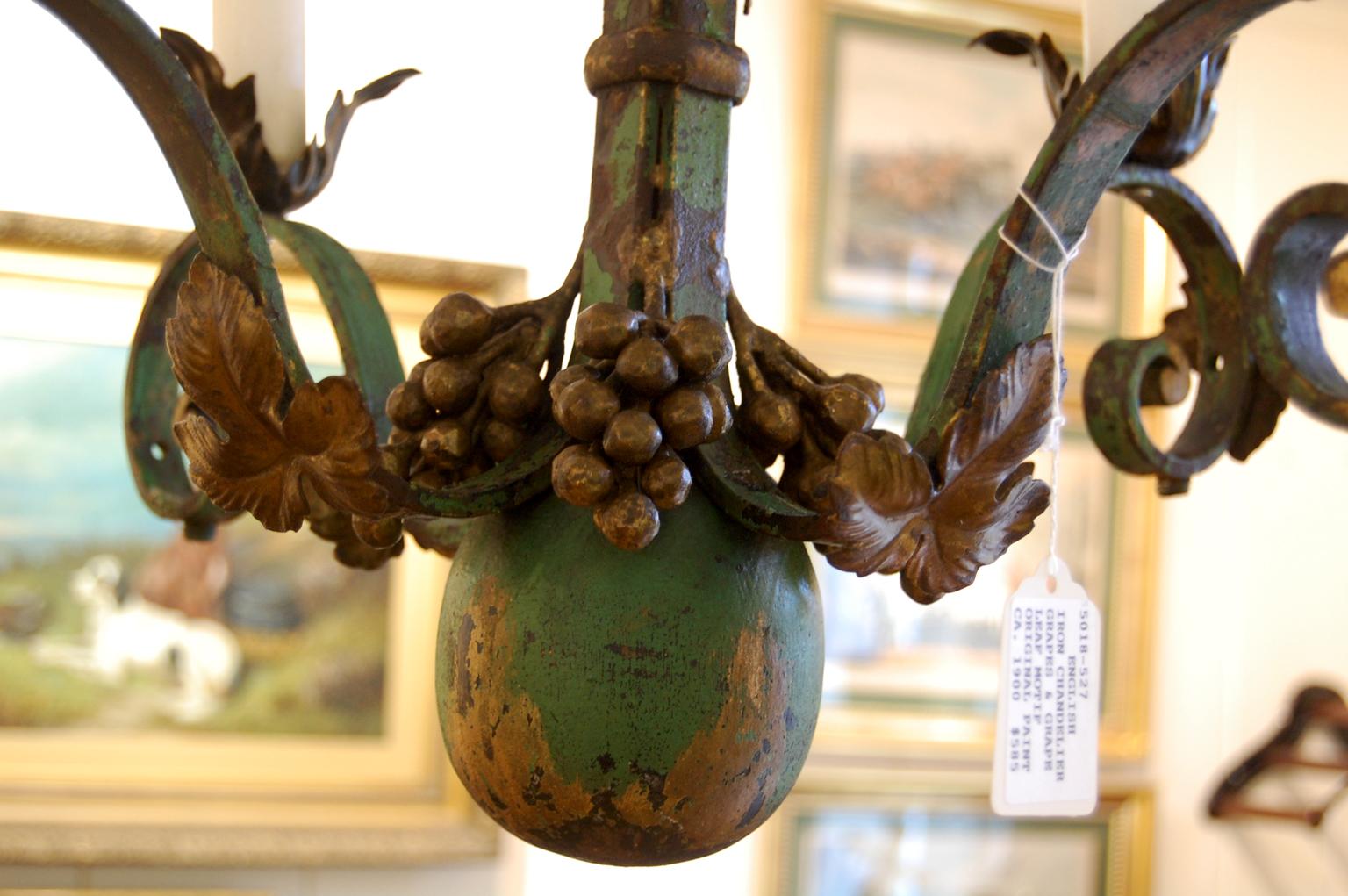 English Early 20th Century Iron Chandelier with Grape Motif, Original Paint For Sale 1