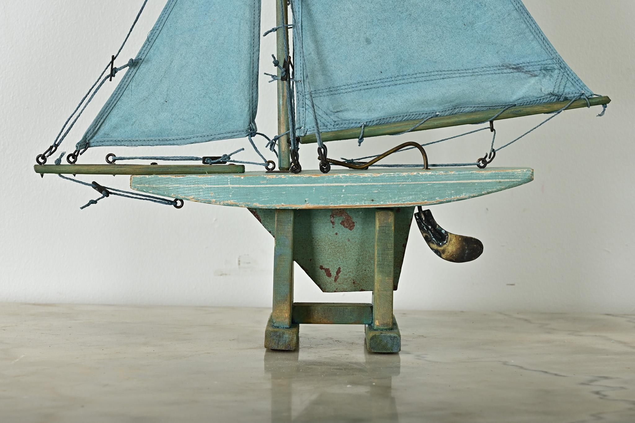 Hand-Carved English Early 20th Century Pond Boat