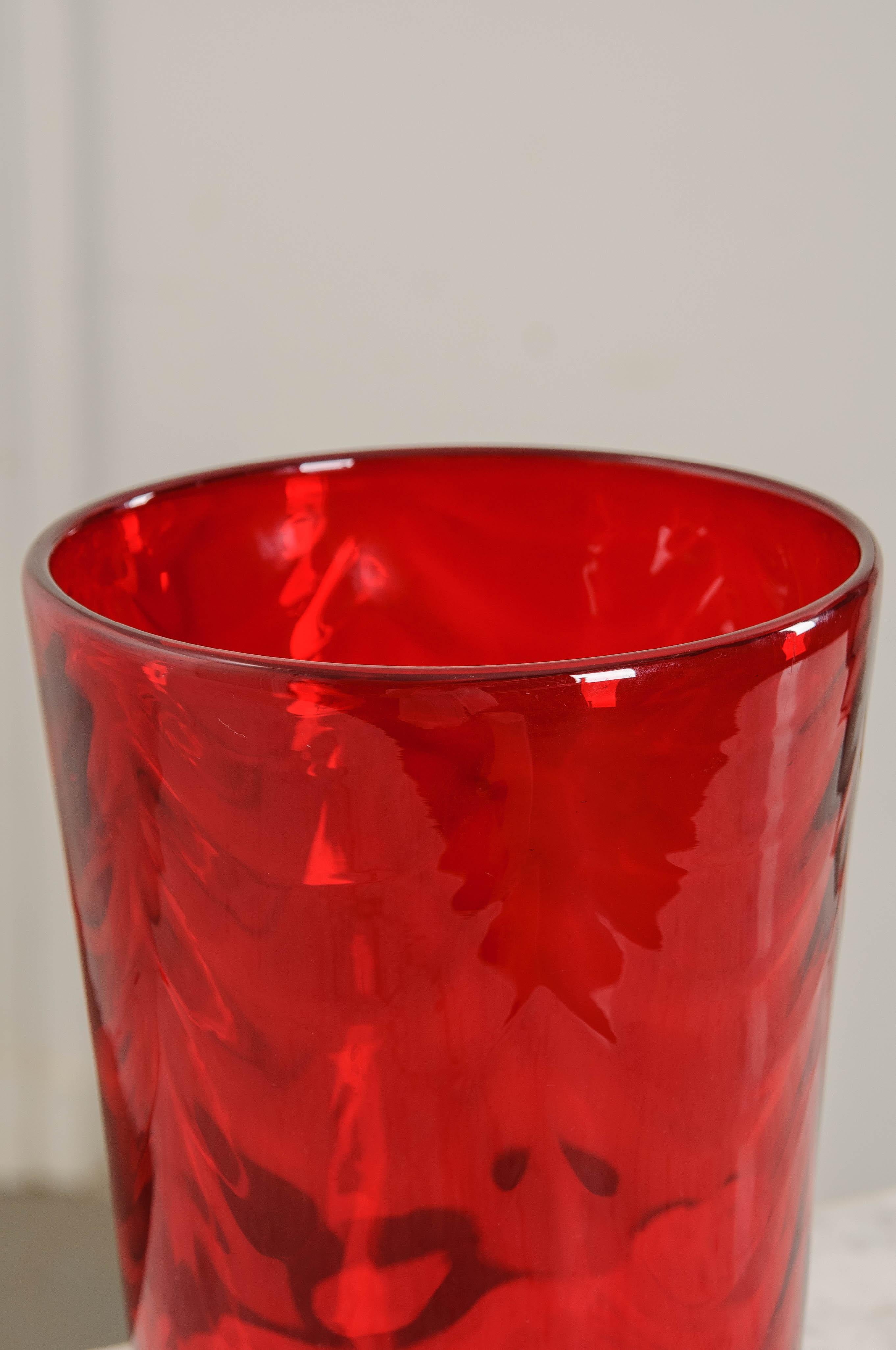 English Early 20th Century Red Glass Vases For Sale 4
