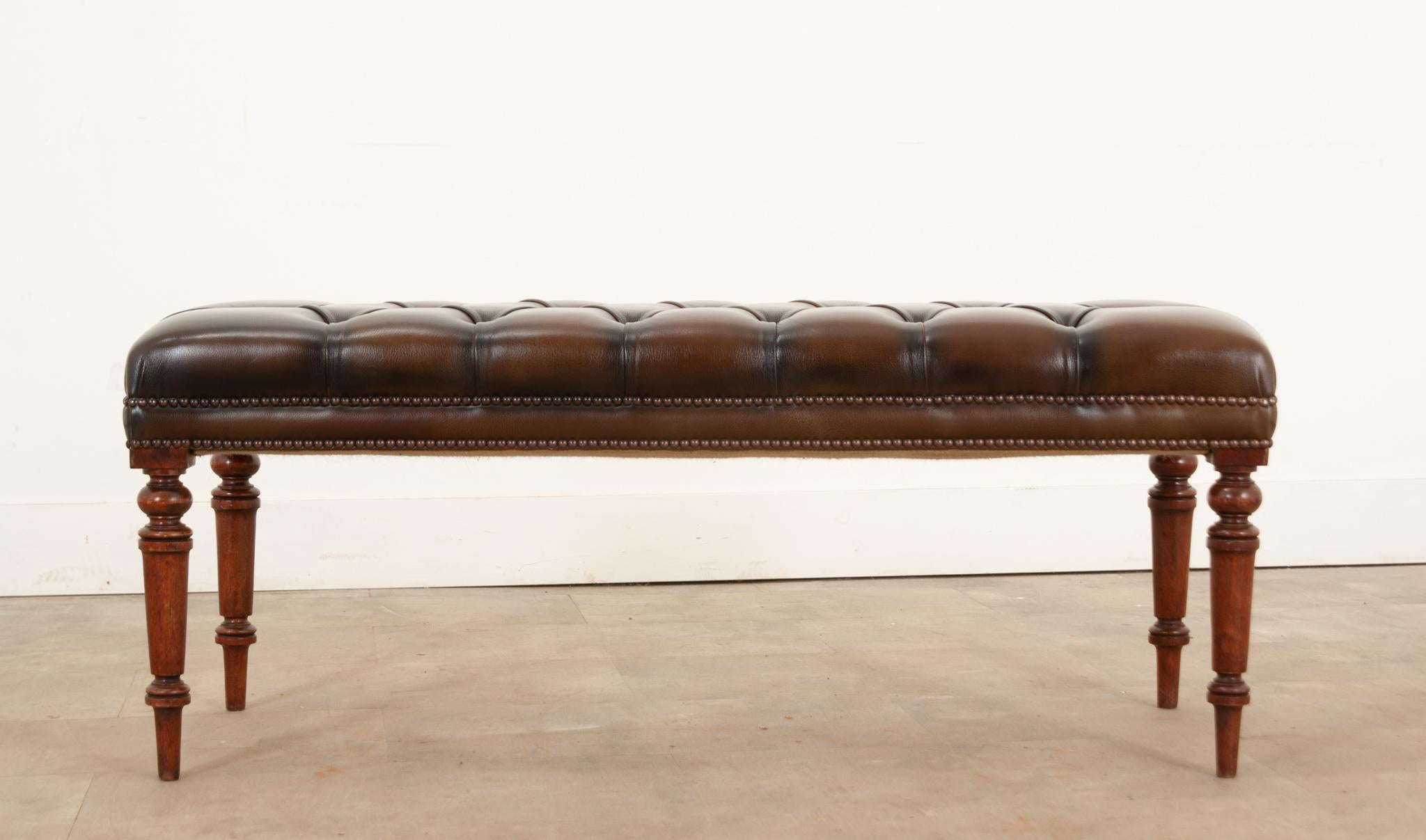 Edwardian English Early 20th Century Tufted Leather Bench