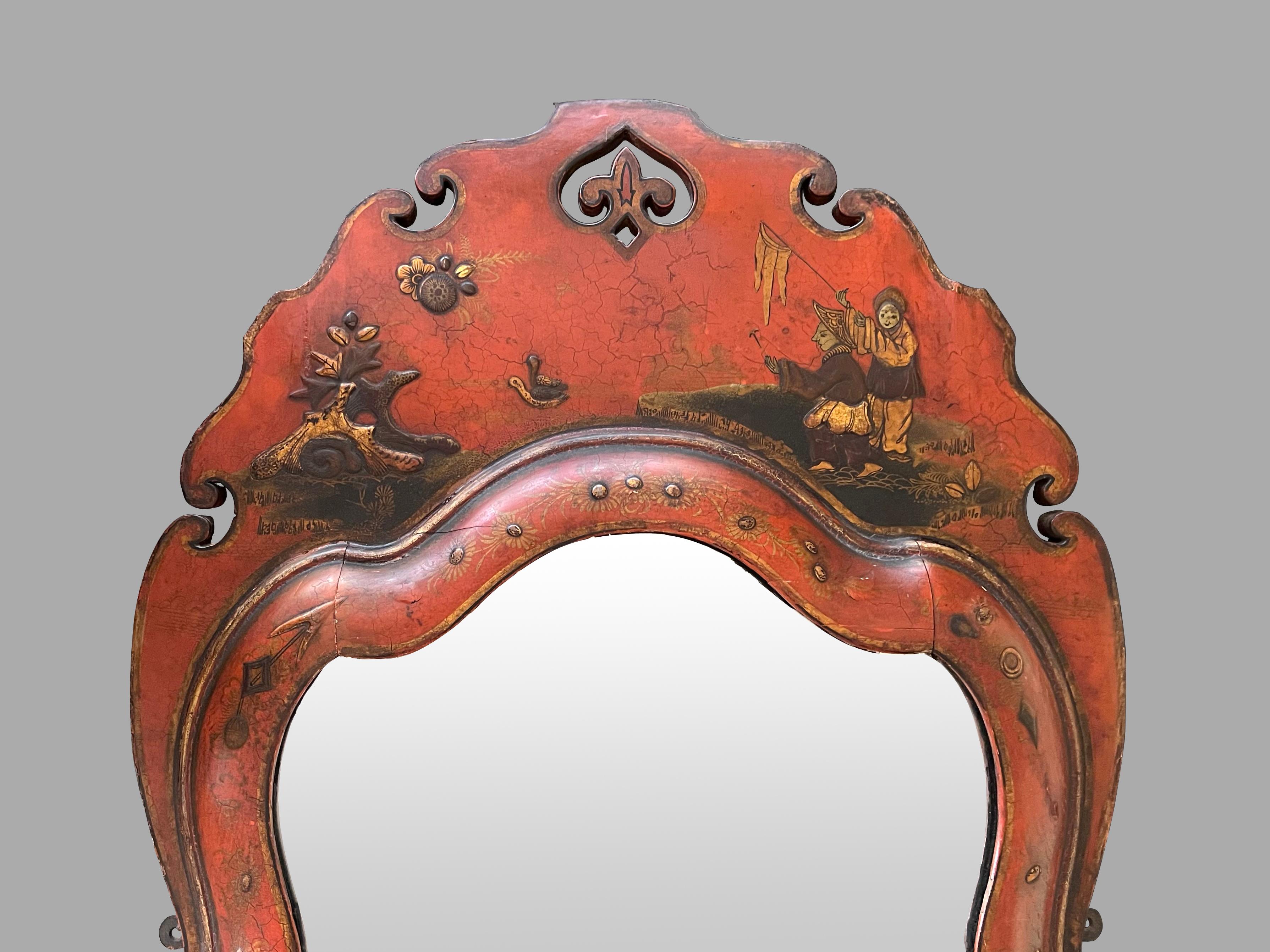 English Early Georgian Red Japanned Pier Mirror with Original Beveled Plate In Good Condition For Sale In San Francisco, CA