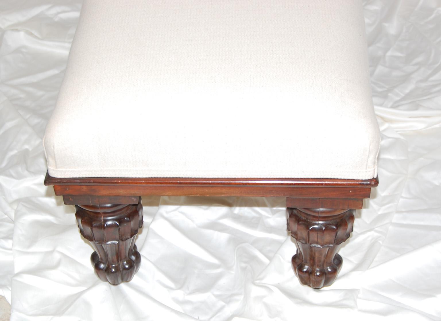 English Early Victorian Carved Ottoman by Lamb of Manchester In Good Condition In Wells, ME