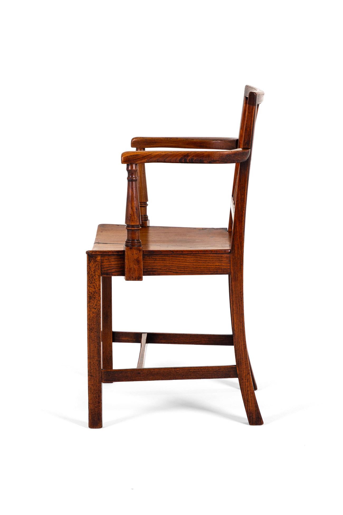 Georgiano English East Anglian Open Armchair in vendita