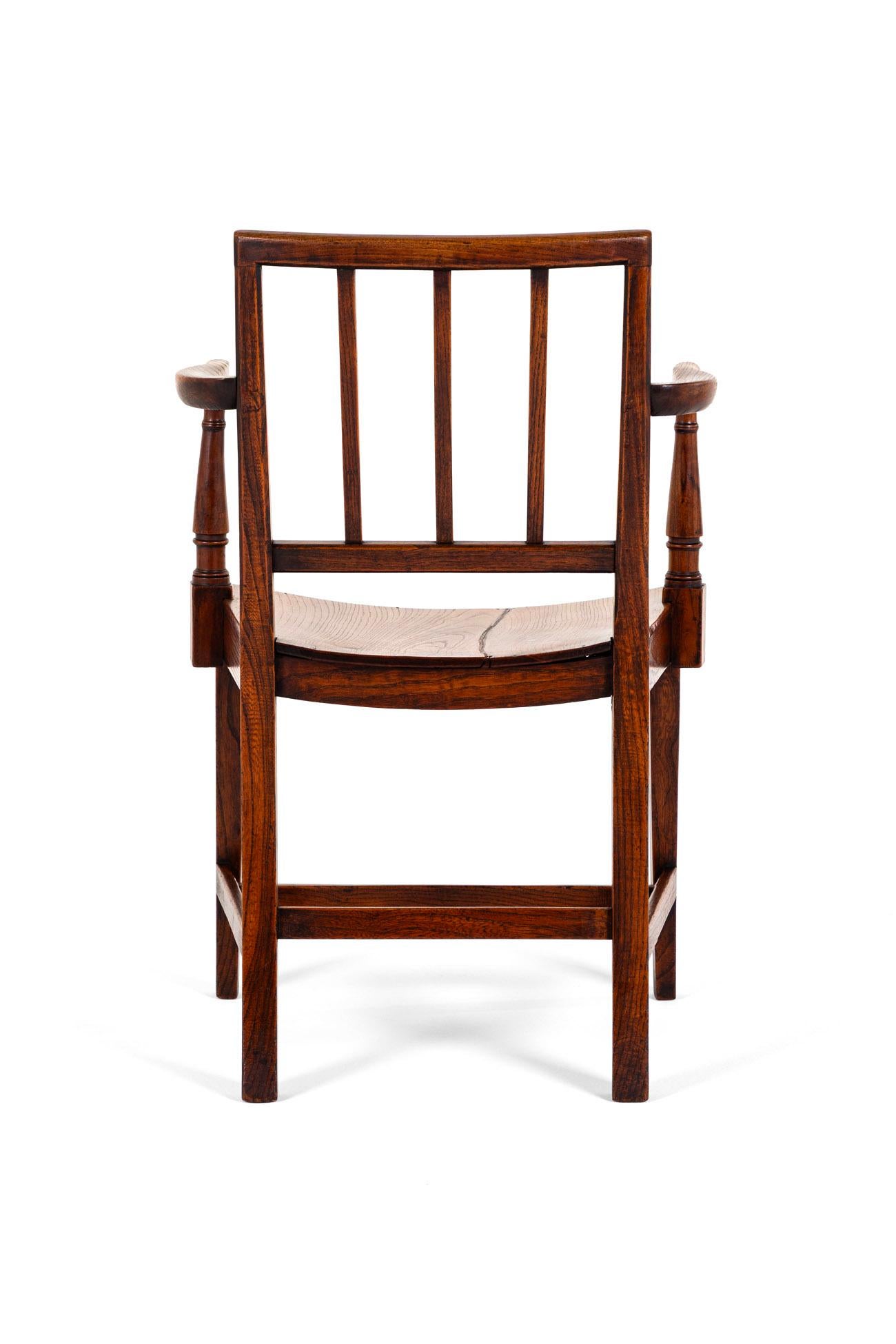 Intagliato a mano English East Anglian Open Armchair in vendita