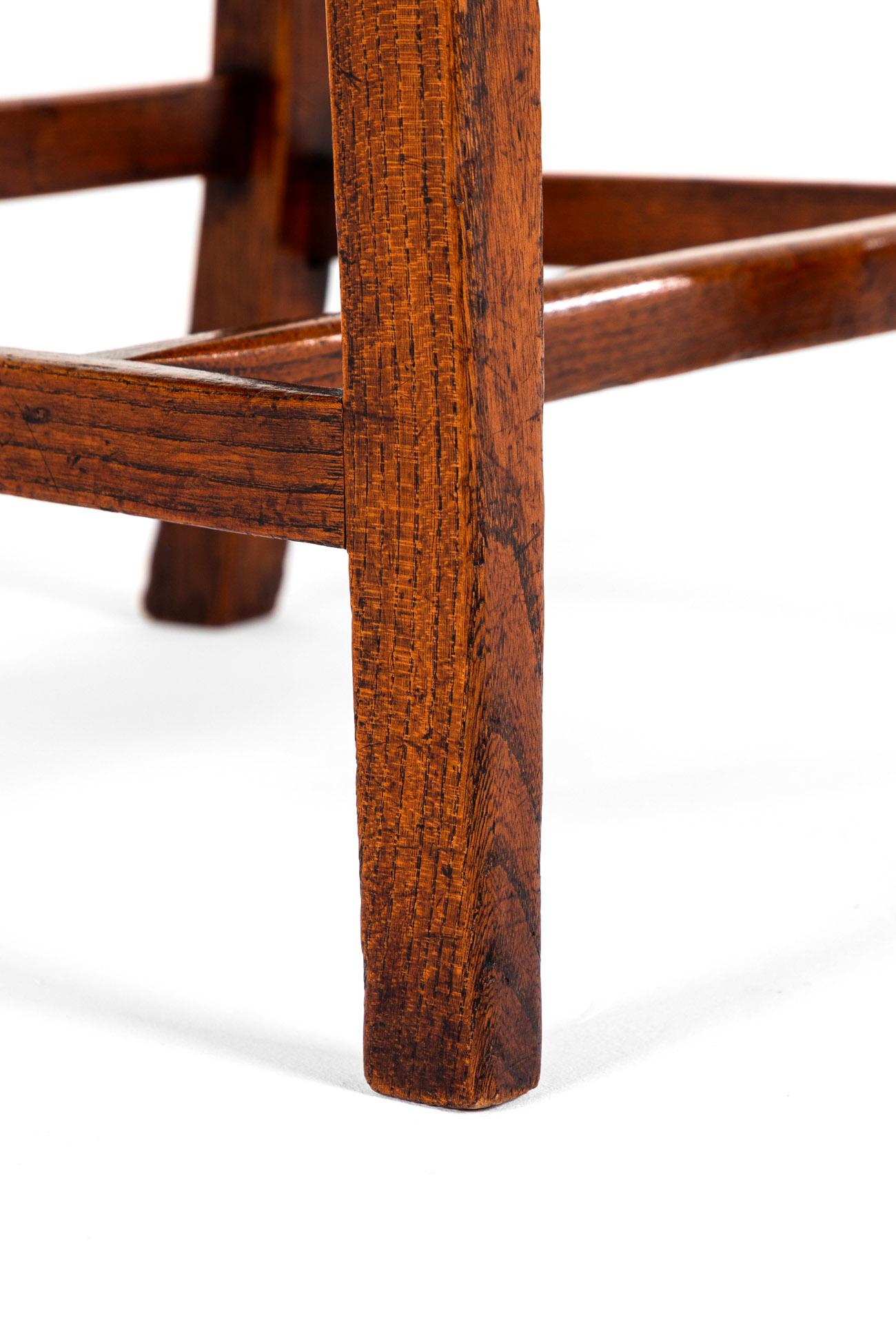 English East Anglian Open Armchair in vendita 1