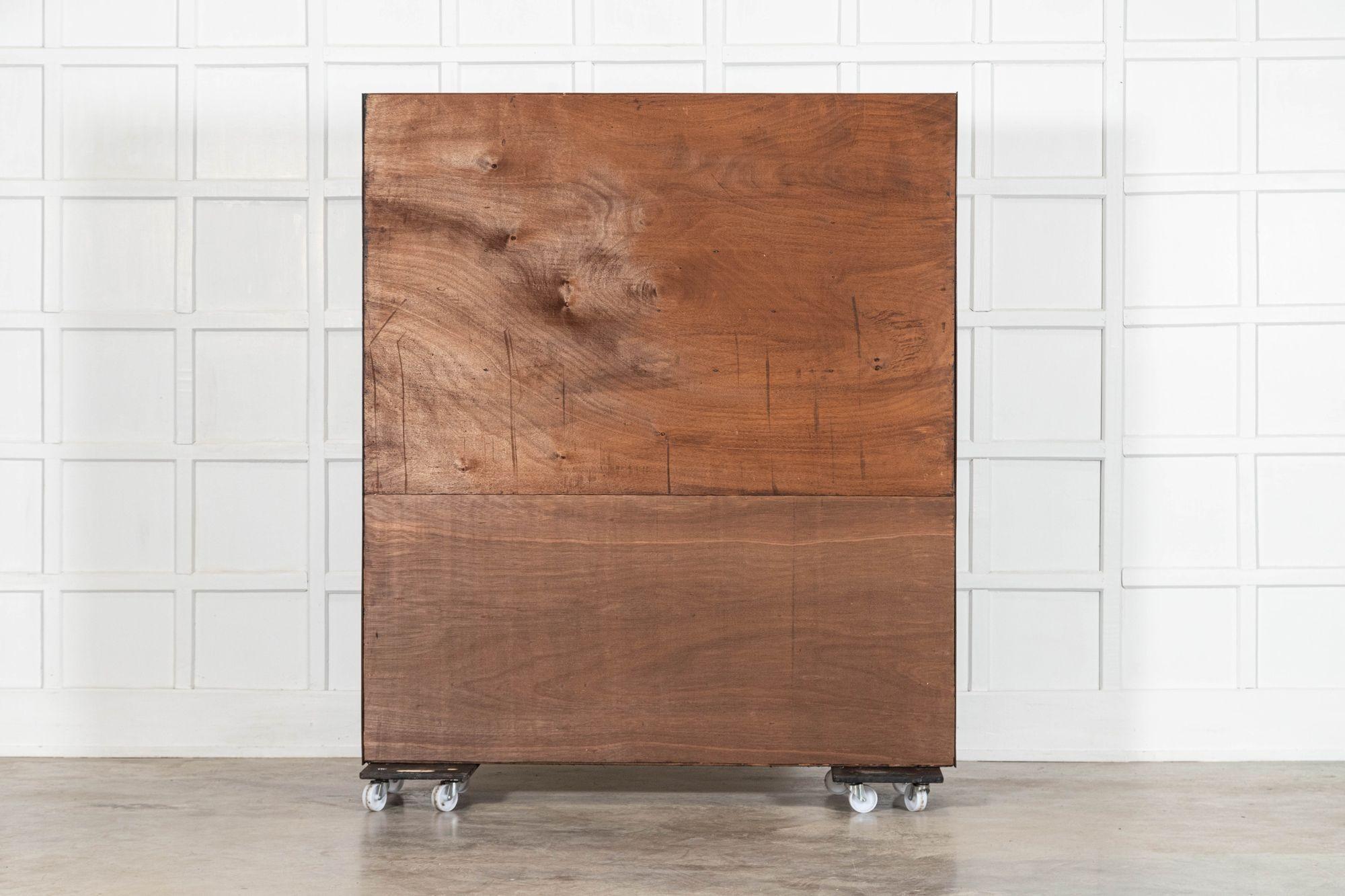 Mobile da merceria inglese in faggio ebanizzato in vendita 9