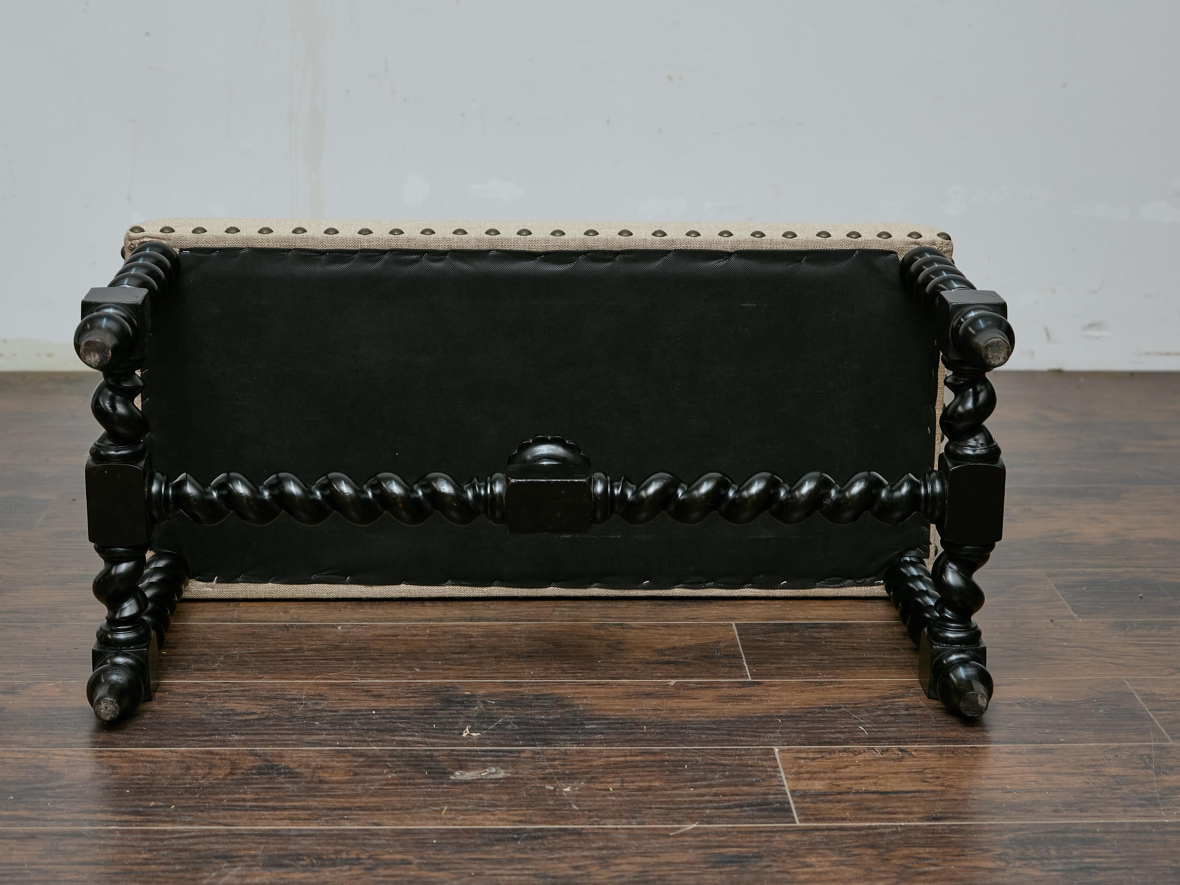Englische Ebonized Barley Twist Bench, um 1900 mit Leinenpolsterung im Angebot 4