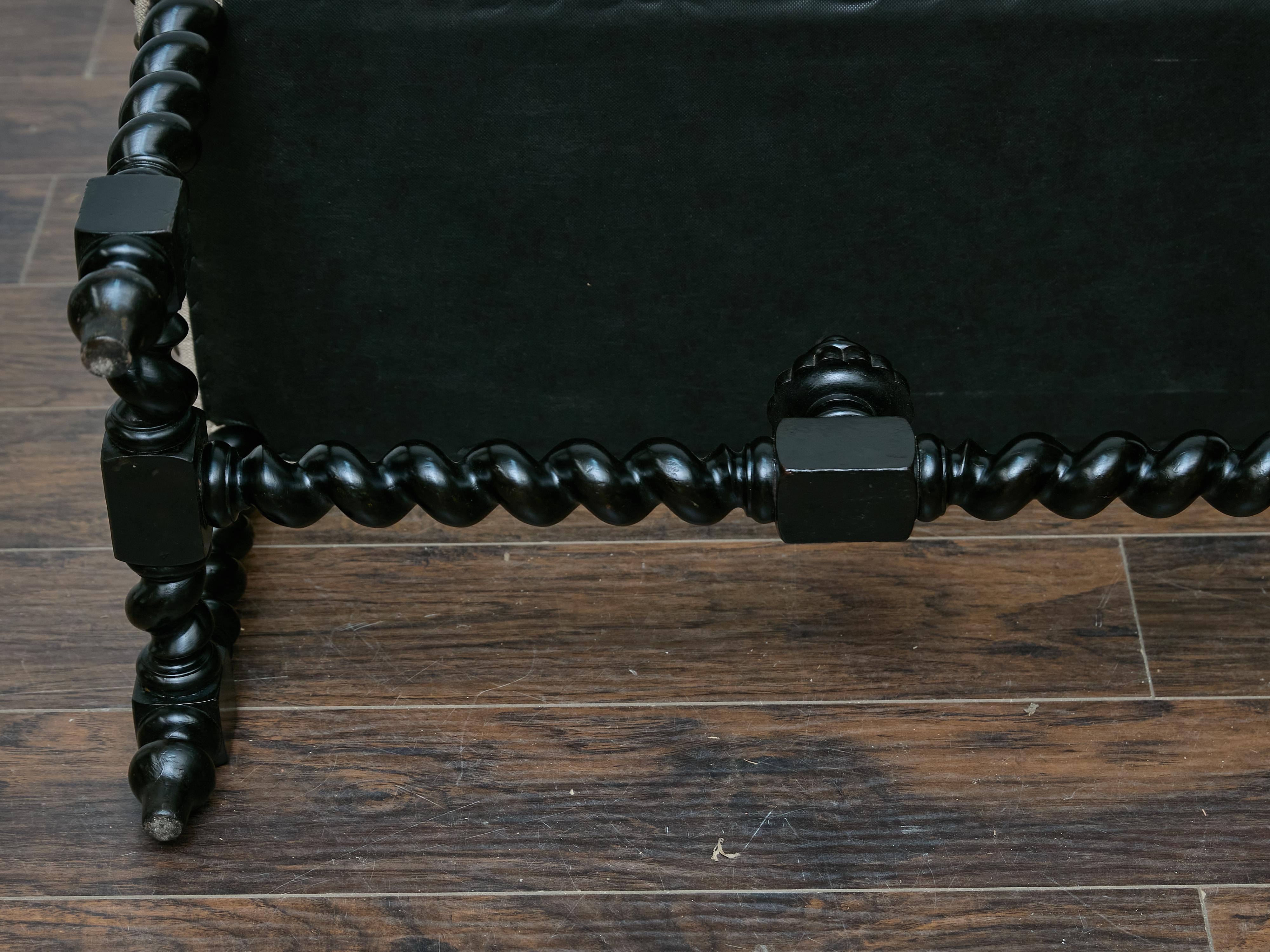 Englische Ebonized Barley Twist Bench, um 1900 mit Leinenpolsterung im Angebot 7