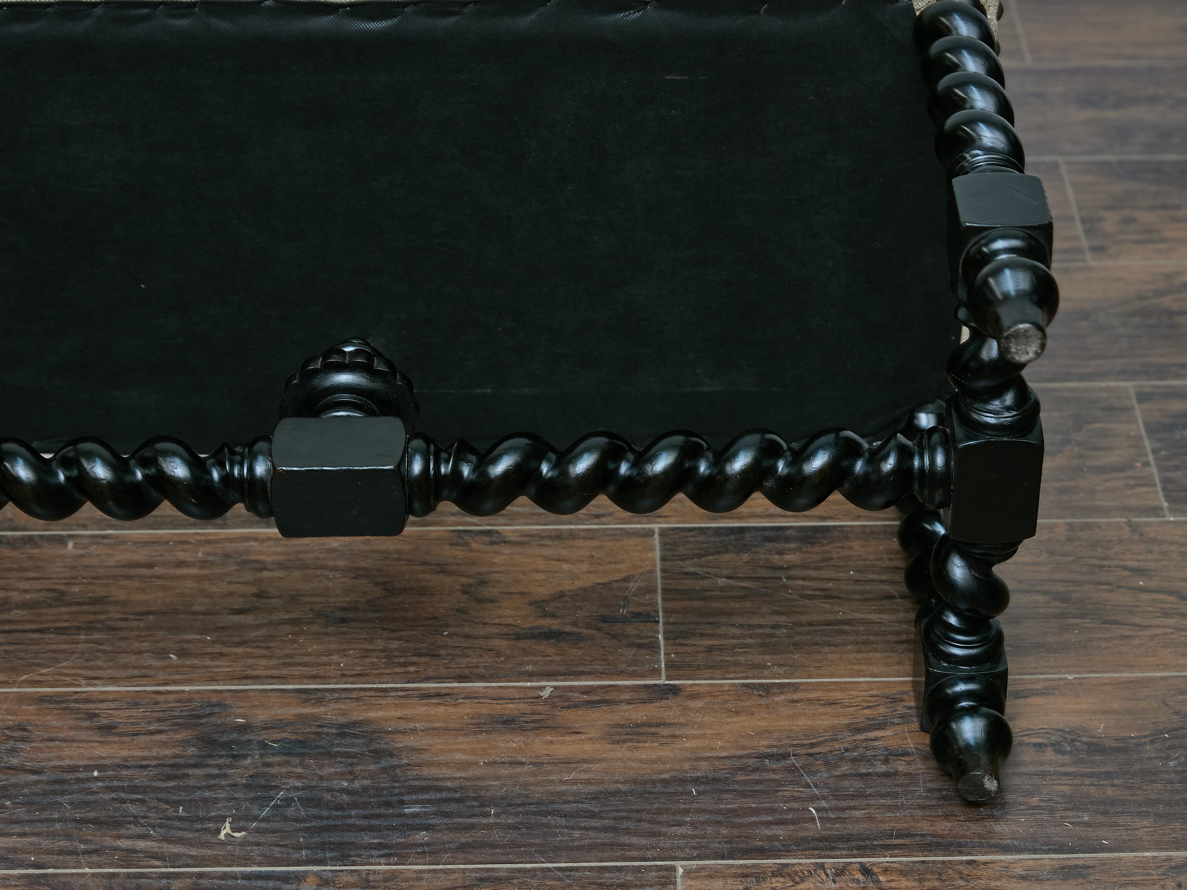 Englische Ebonized Barley Twist Bench, um 1900 mit Leinenpolsterung im Angebot 8