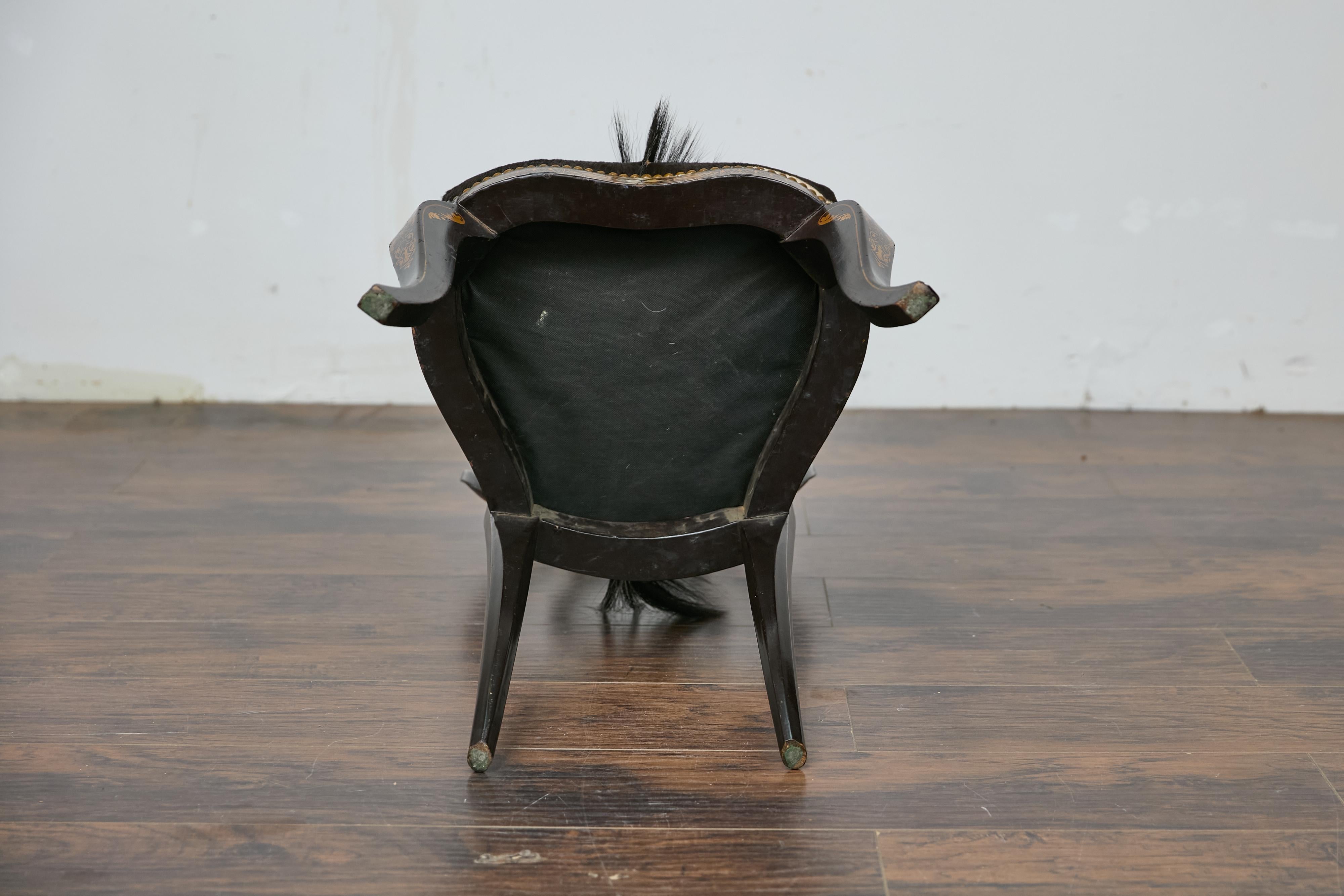 Silla inglesa ebonizada con incrustaciones de nácar y tapicería de piel de cebra 12