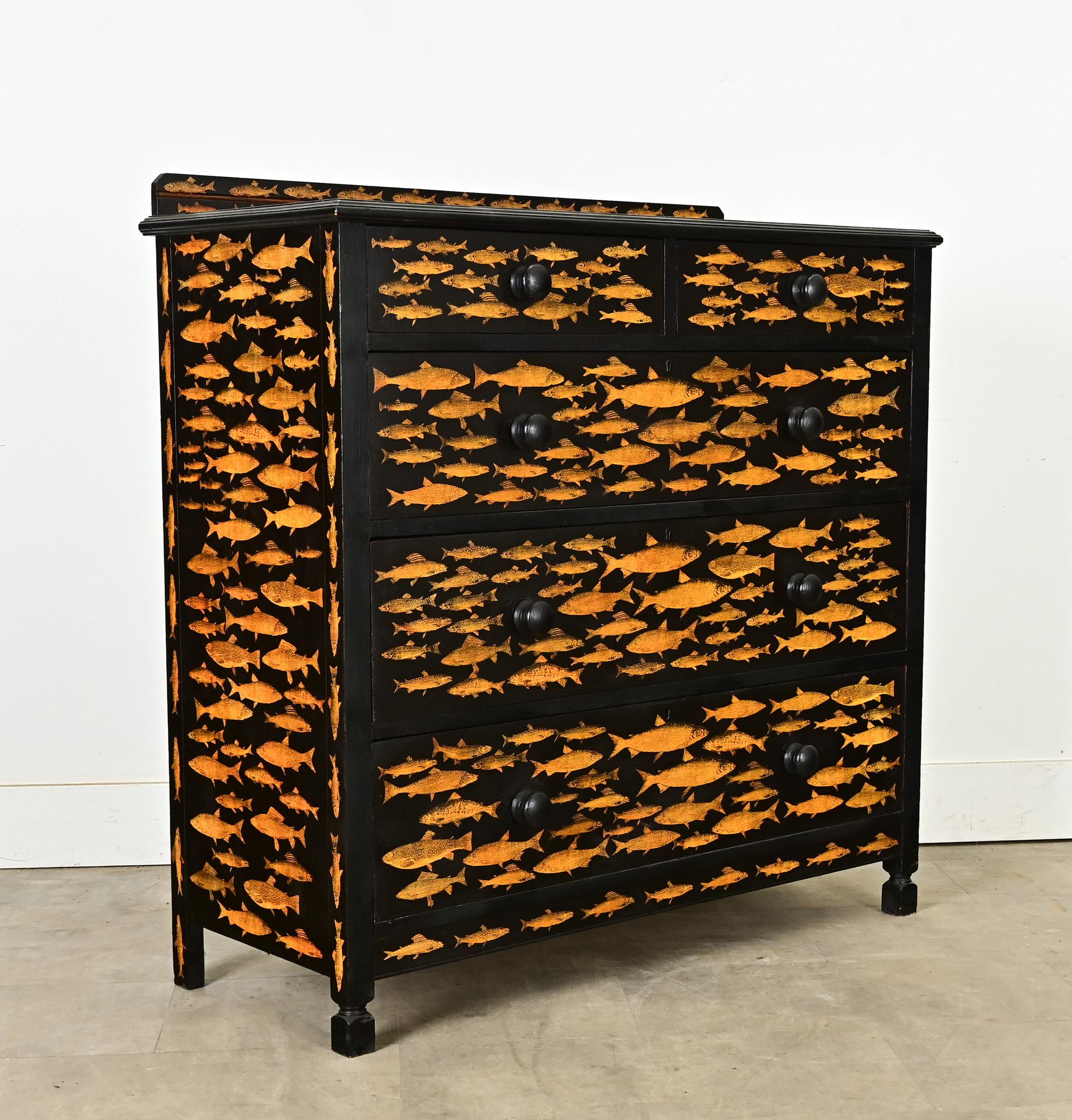 English Ebonized Fish Motif Decoupage Chest In Good Condition For Sale In Baton Rouge, LA