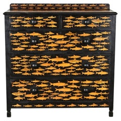 Cassapanca inglese ebanizzata con motivo a pesce a decoupage