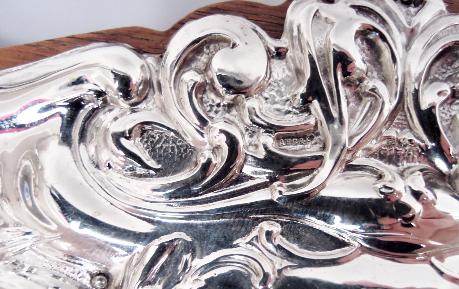 Inizio XX secolo Cornice inglese edoardiana Art Nouveau in argento sterling, 1904 in vendita
