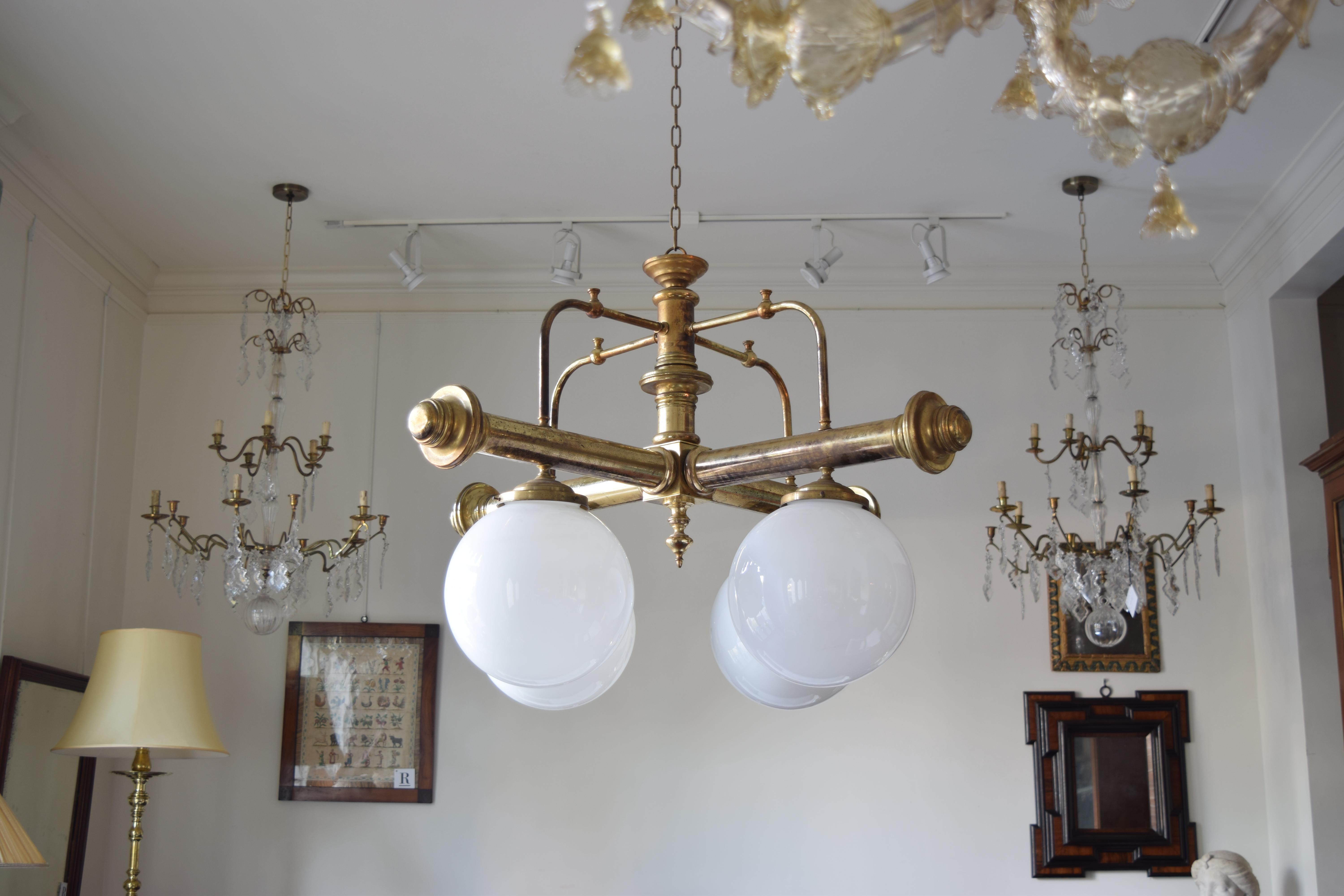 English, Edwardian, Brass 4-Light Parlor Chandelier, Original Globes, ca. 1900 In Good Condition For Sale In Atlanta, GA