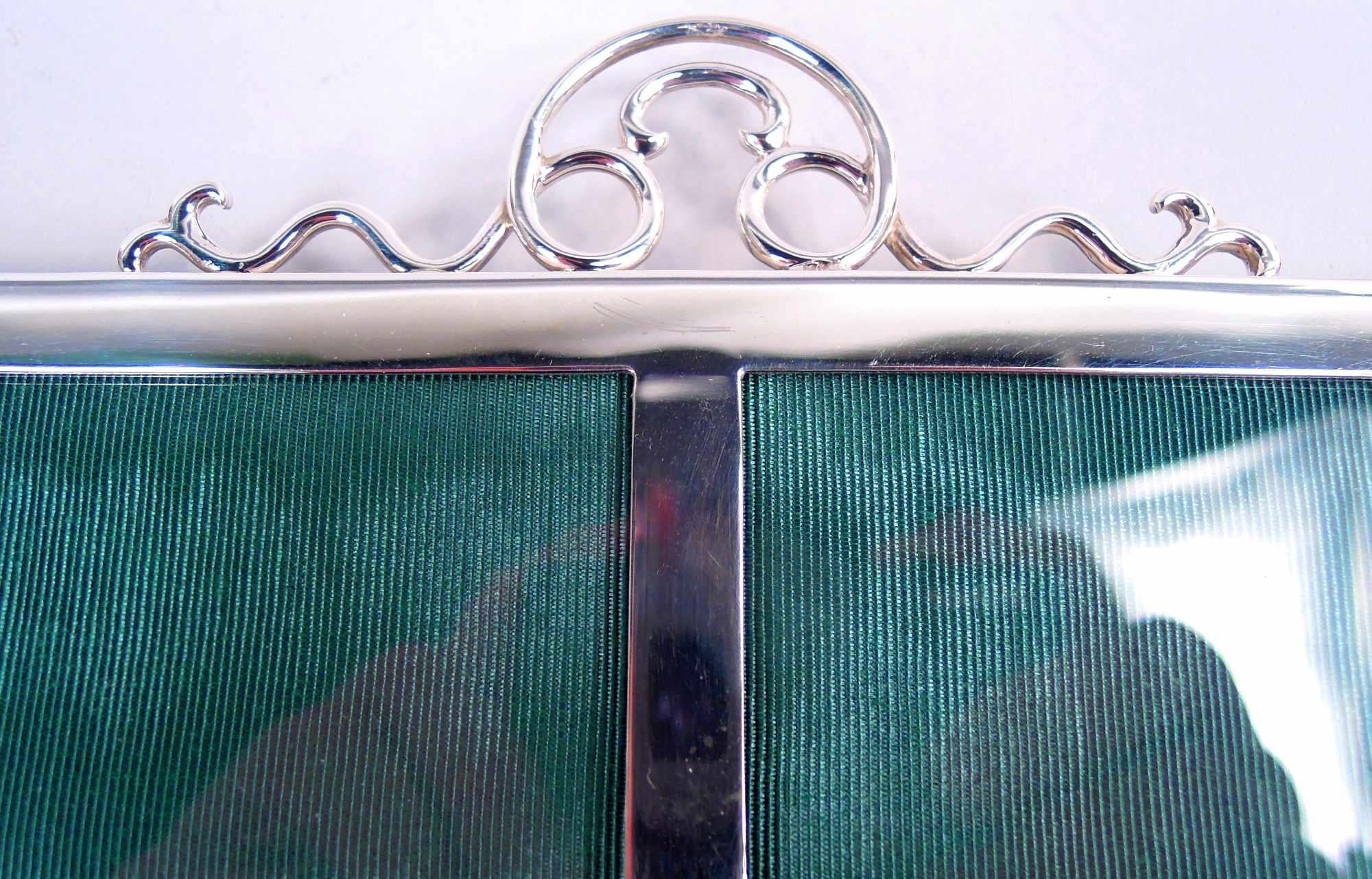 Britannique Cadre double en argent sterling classique de l'époque édouardienne anglaise, 1901 en vente