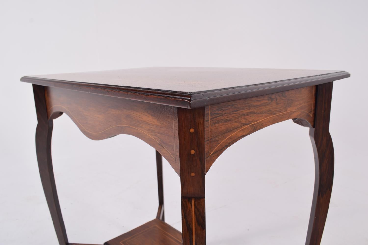 English Edwardian Decorative Inlaid Rosewood Side Table, 1910 For Sale 3