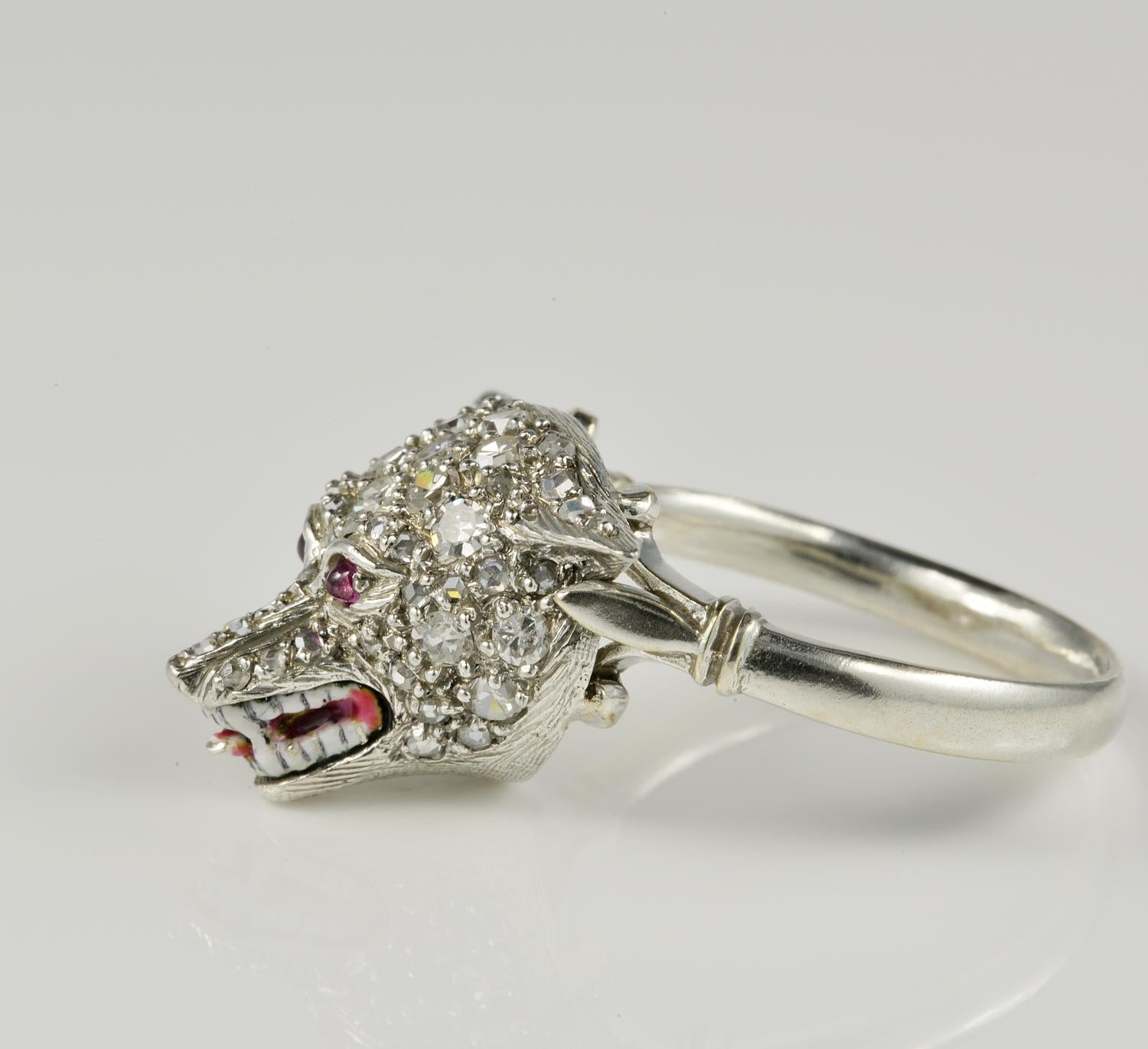 English Edwardian Diamond Ruby Wild Wolf Rare Platinum Ring In Good Condition In Napoli, IT