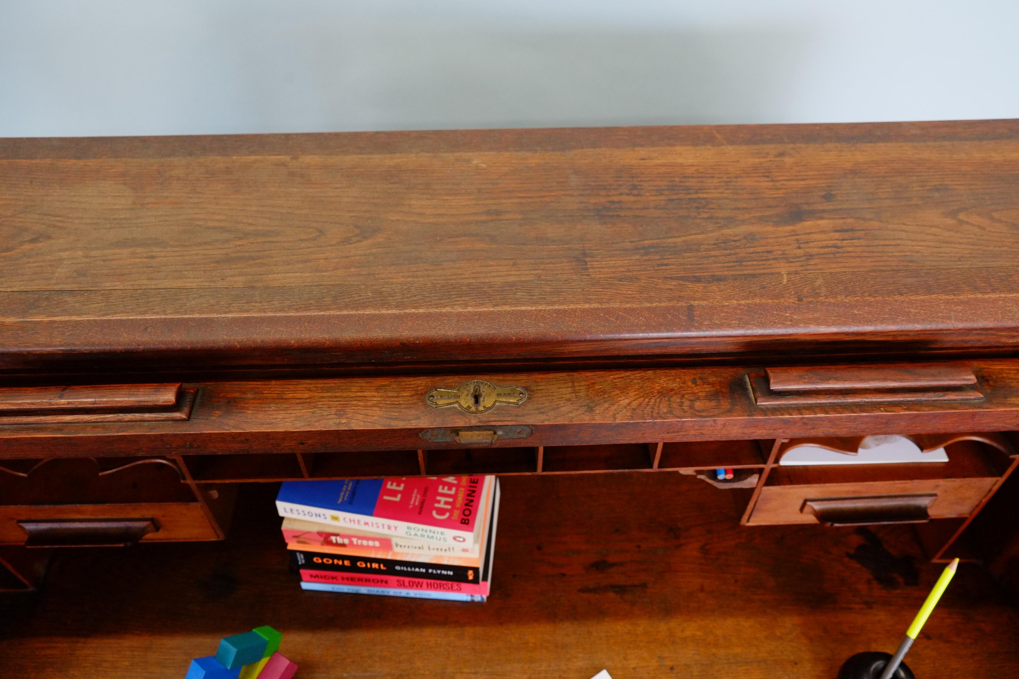 English Edwardian Fully Fitted Oak Serpentine Roll Top Desk - Twin Pedestal For Sale 6