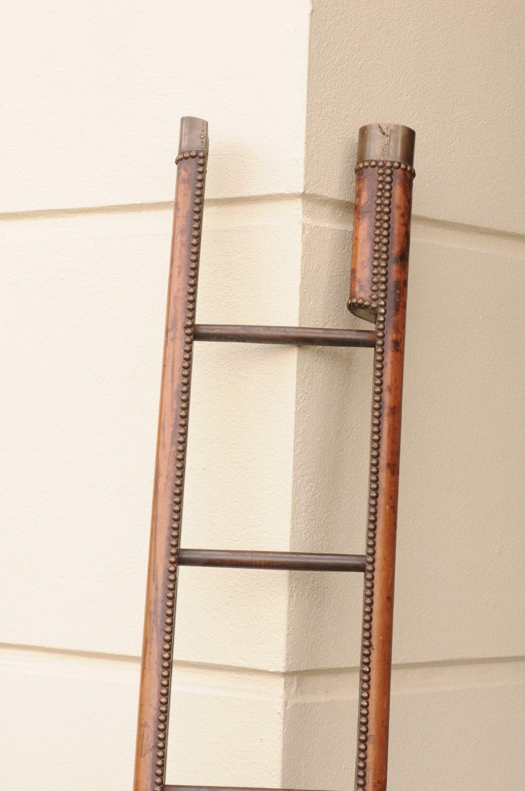 English Edwardian Leather Folding Ladder with Nailhead Trim, circa 1920 10