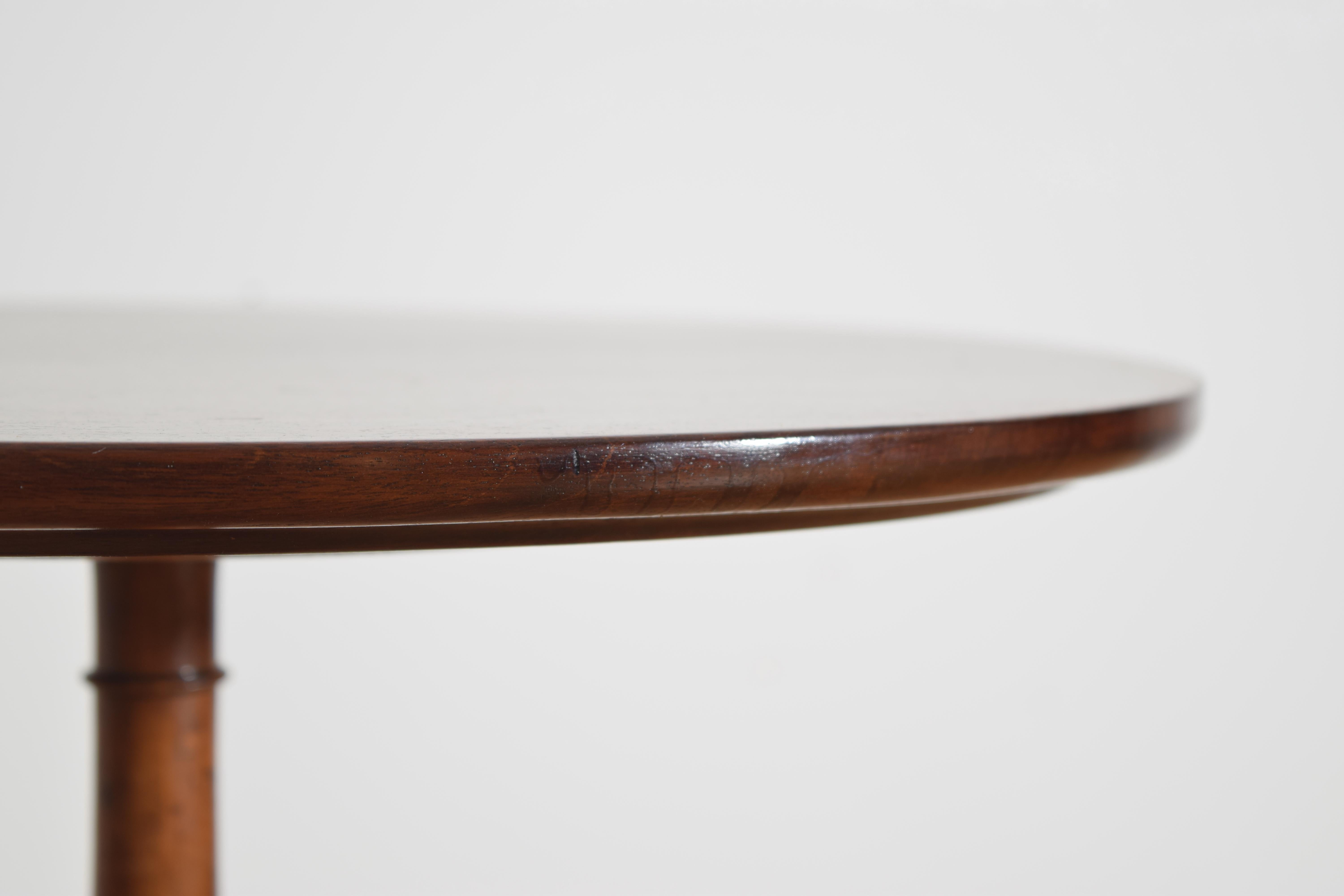 Anglais Table édouardienne anglaise en acajou et marqueterie, vers 1900 en vente