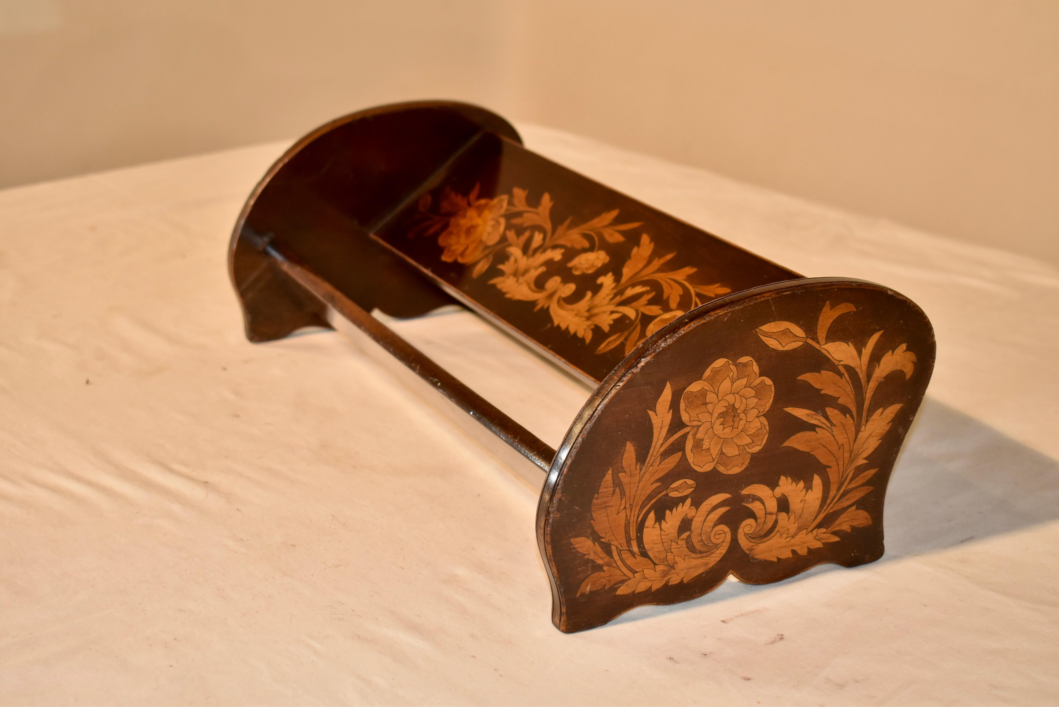 English Edwardian Mahogany Book Stand, Circa 1900 For Sale 5