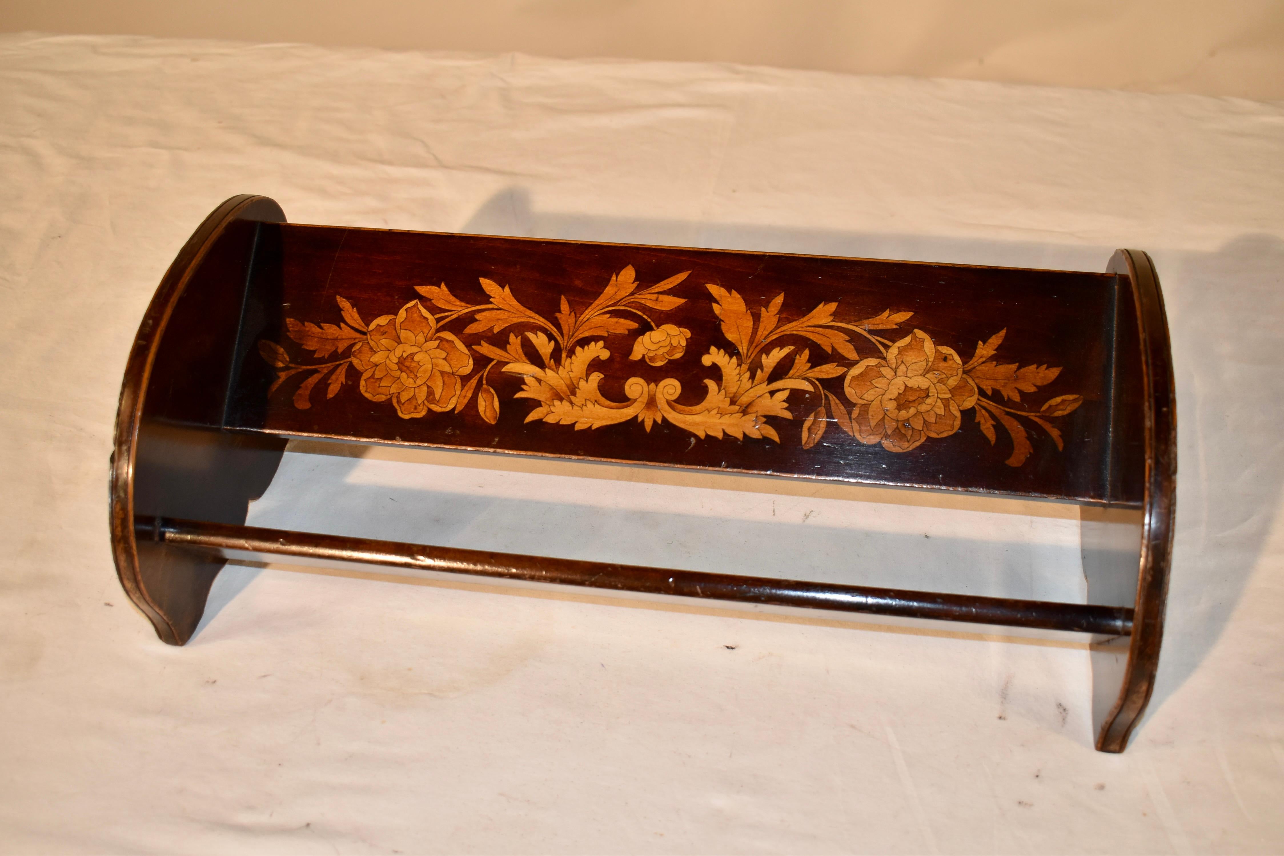 English Edwardian Mahogany Book Stand, Circa 1900 For Sale 3