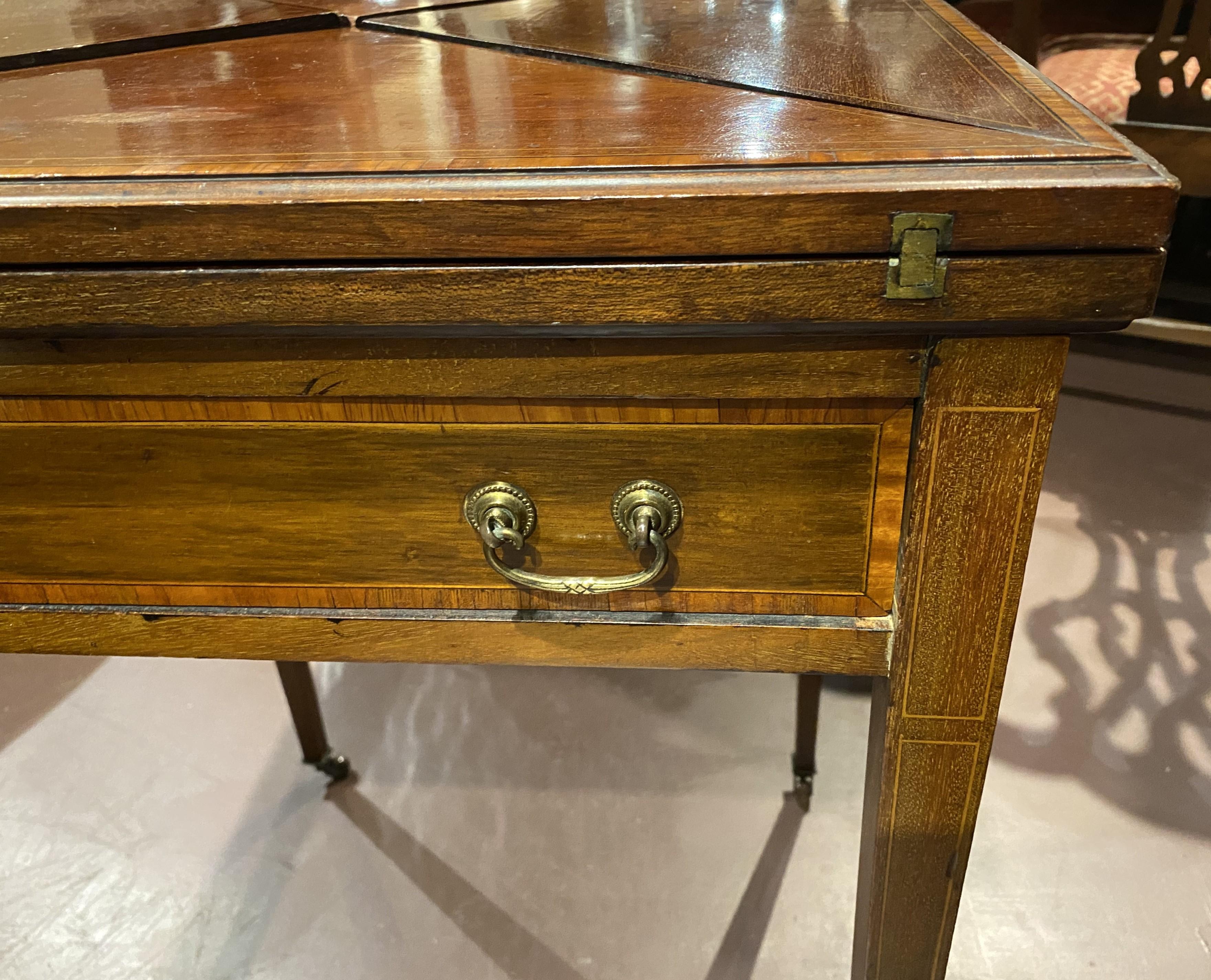 English Edwardian Mahogany Chess or Checkers Games Table with Handkerchief Top For Sale 1