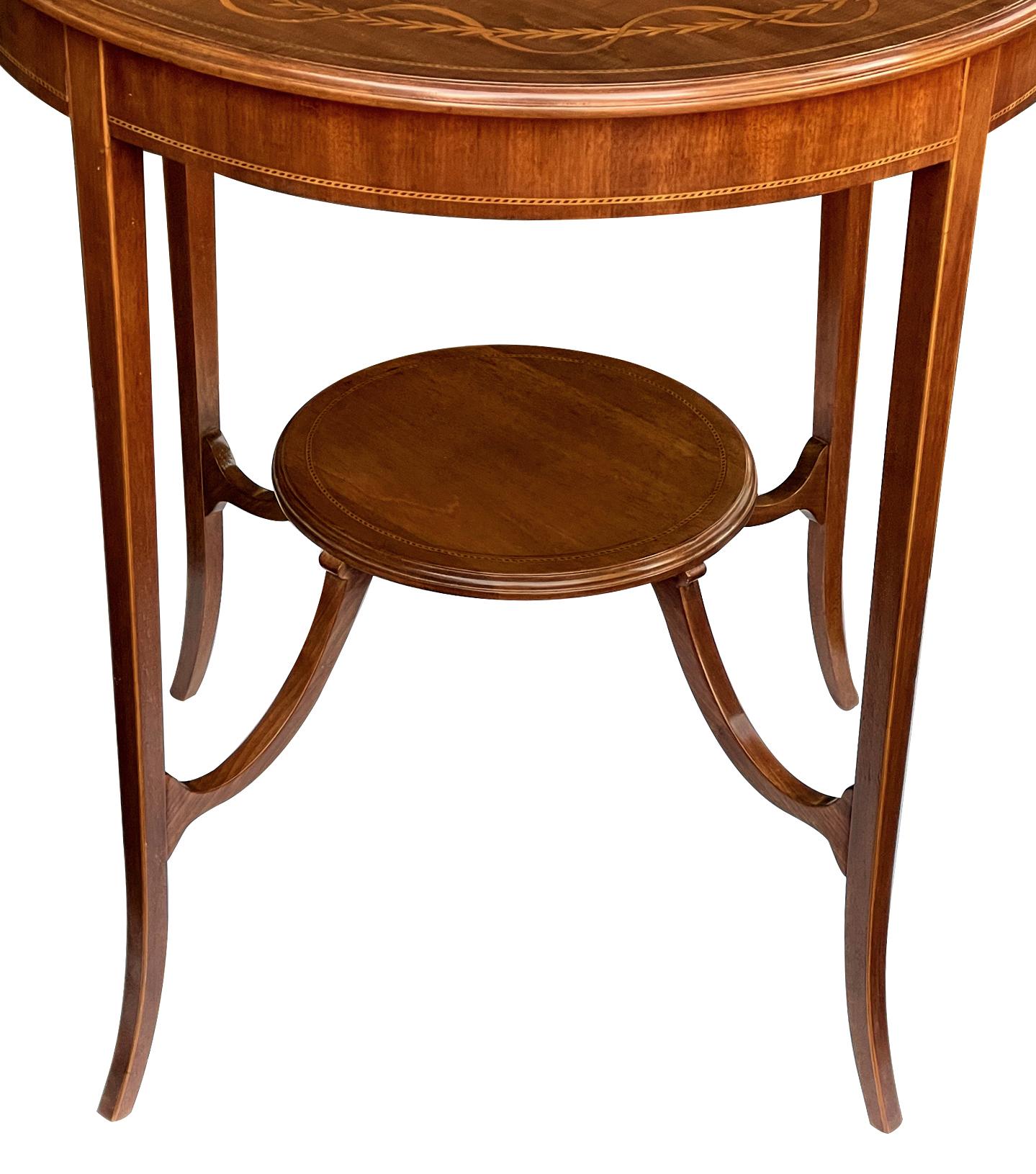 English Edwardian Mahogany Inlaid Circular Side/Occasional Table For Sale 1