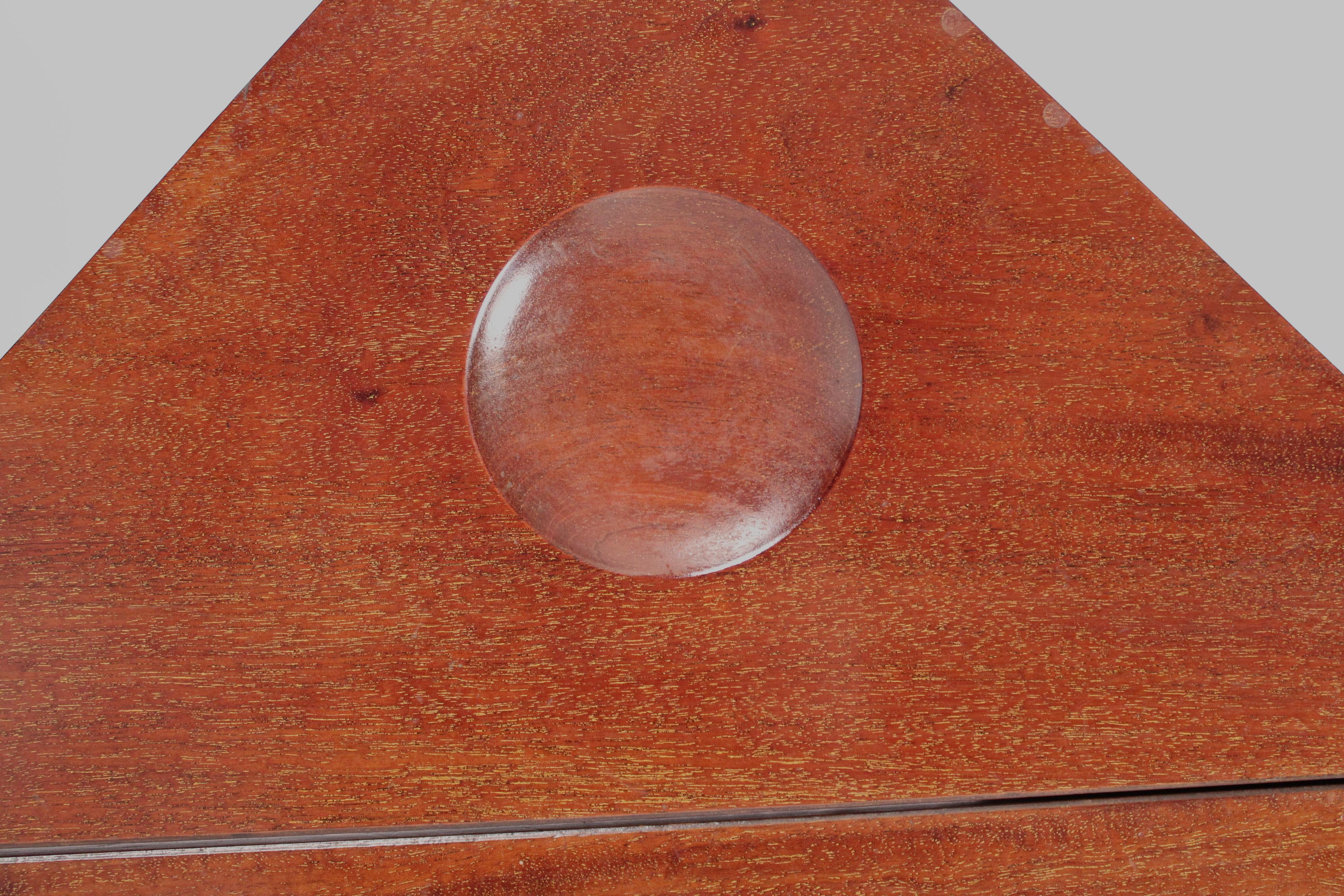 English Edwardian Mahogany Inlaid Games Table For Sale 7
