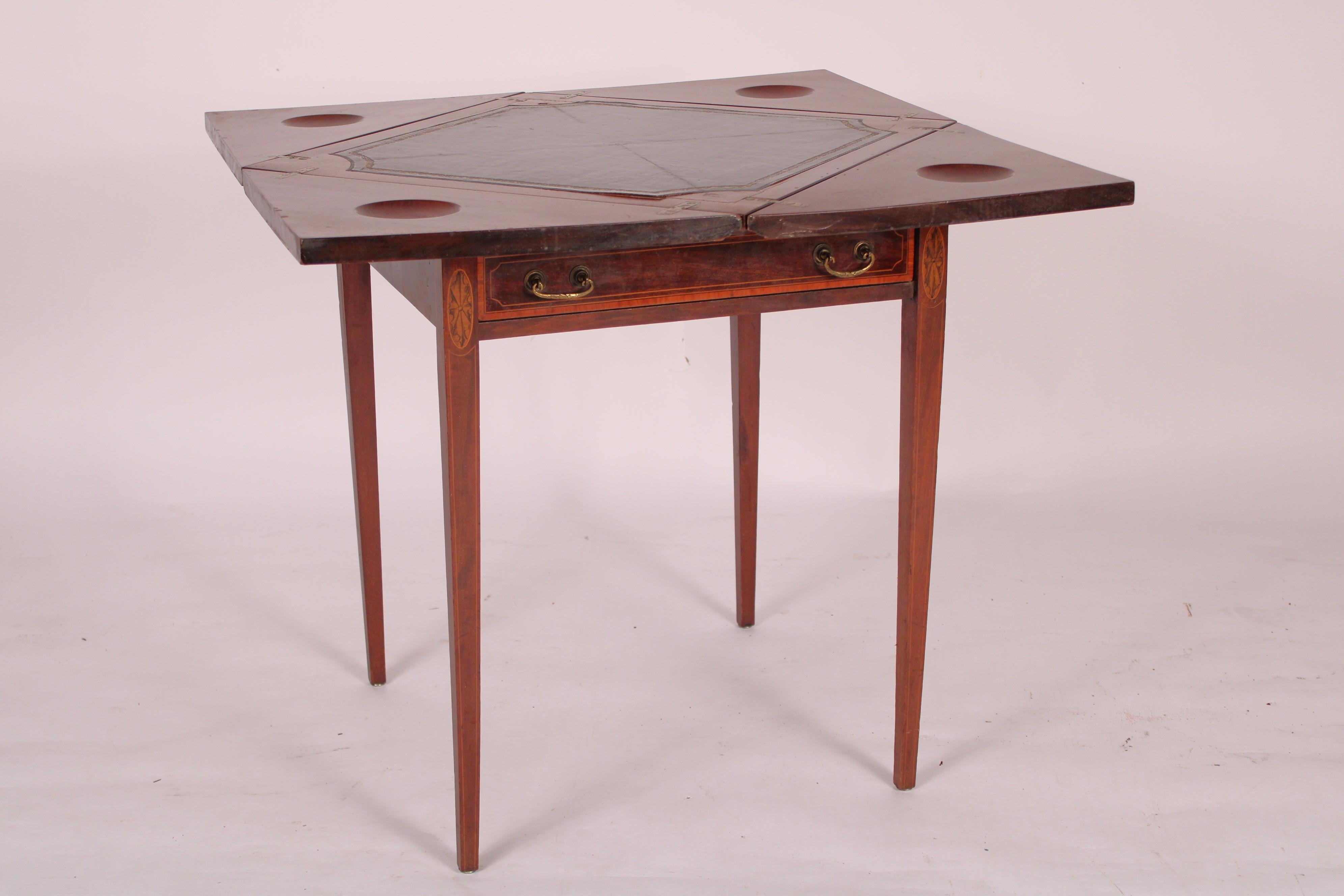 Early 20th Century English Edwardian Mahogany Inlaid Games Table For Sale