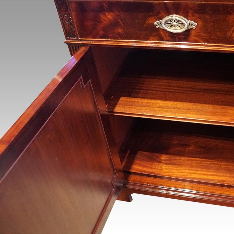 English Edwardian Mahogany Library Bookcase by Warings of Liverpool, circa 1900 For Sale at 1stDibs