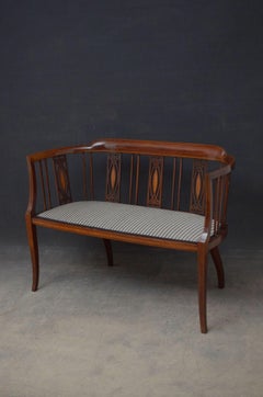 English Edwardian Mahogany Settee c1900s