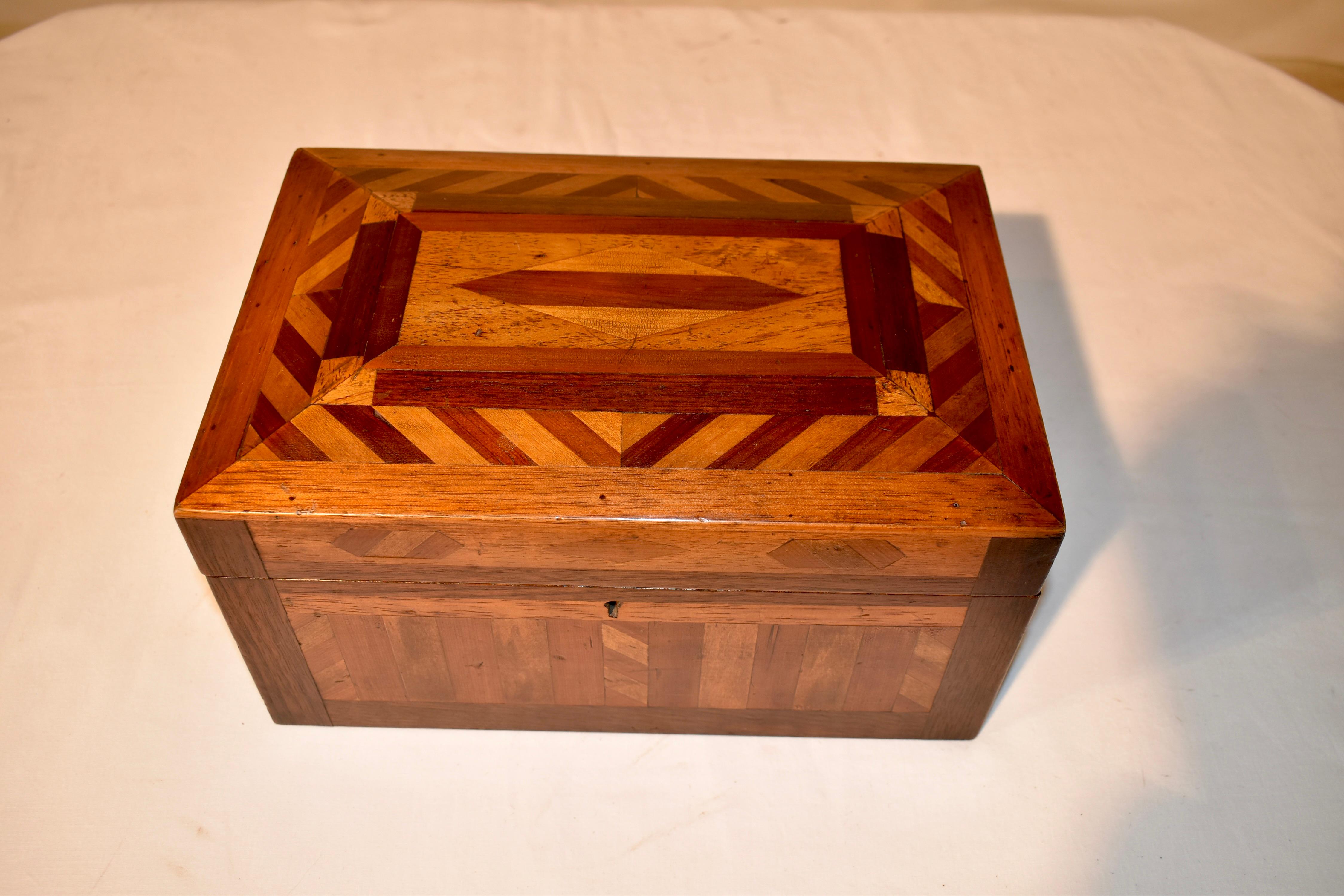 Caja inglesa eduardiana de marquetería, circa 1900 Marquetería