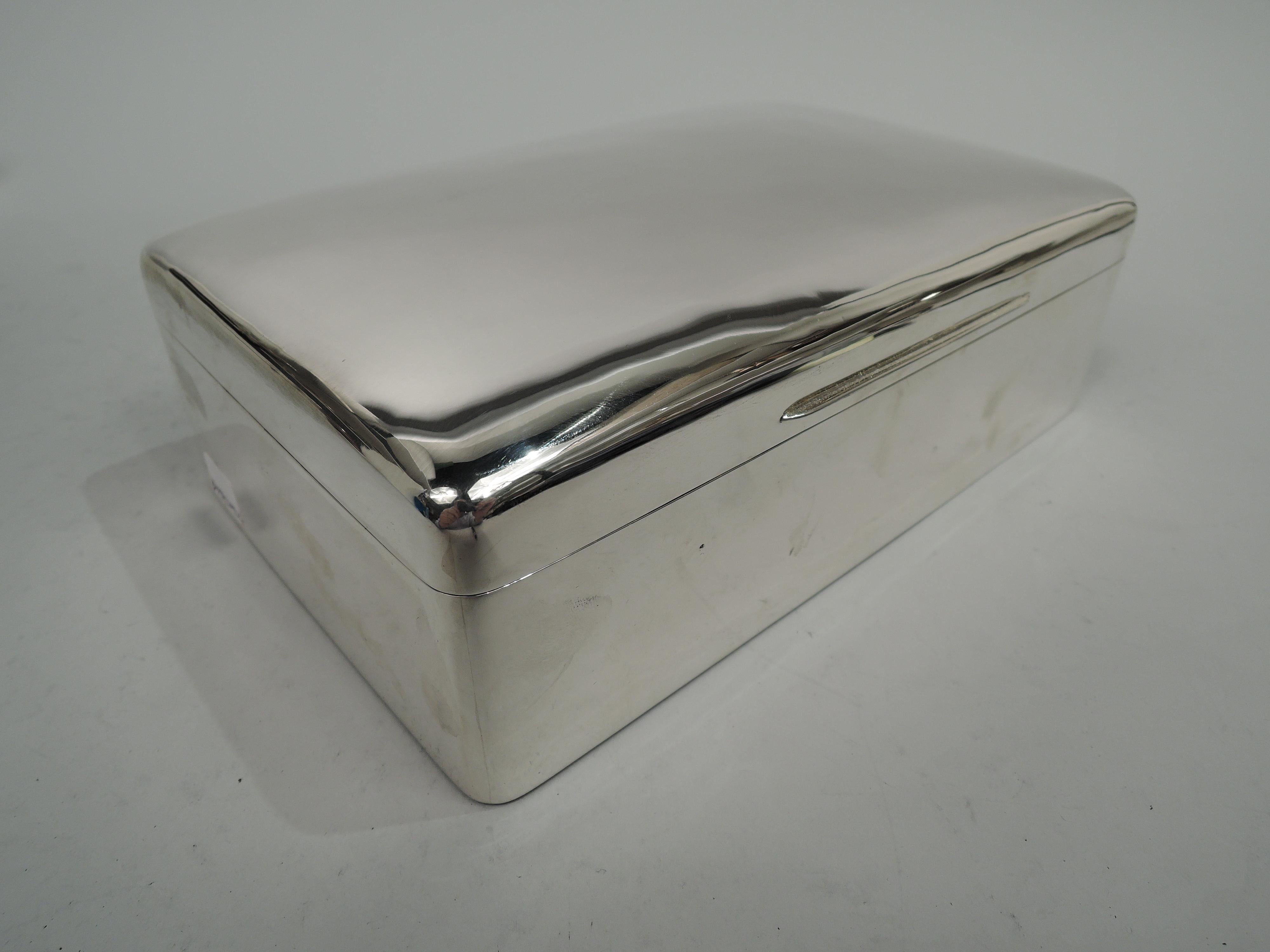 English Edwardian Modern Sterling Silver Box by Comyns In Good Condition In New York, NY