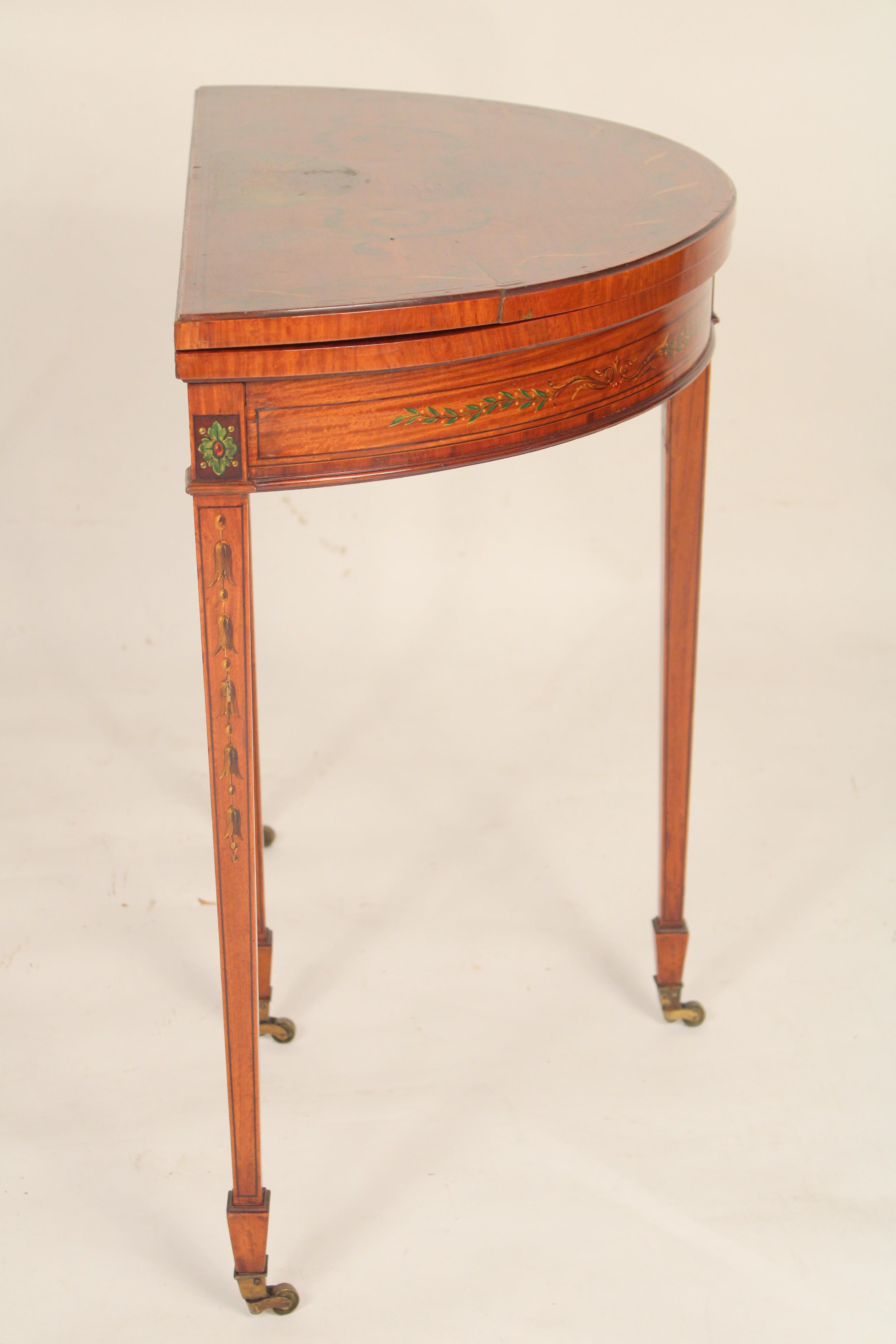 English Edwardian Painted Satin Wood Games Table In Good Condition For Sale In Laguna Beach, CA