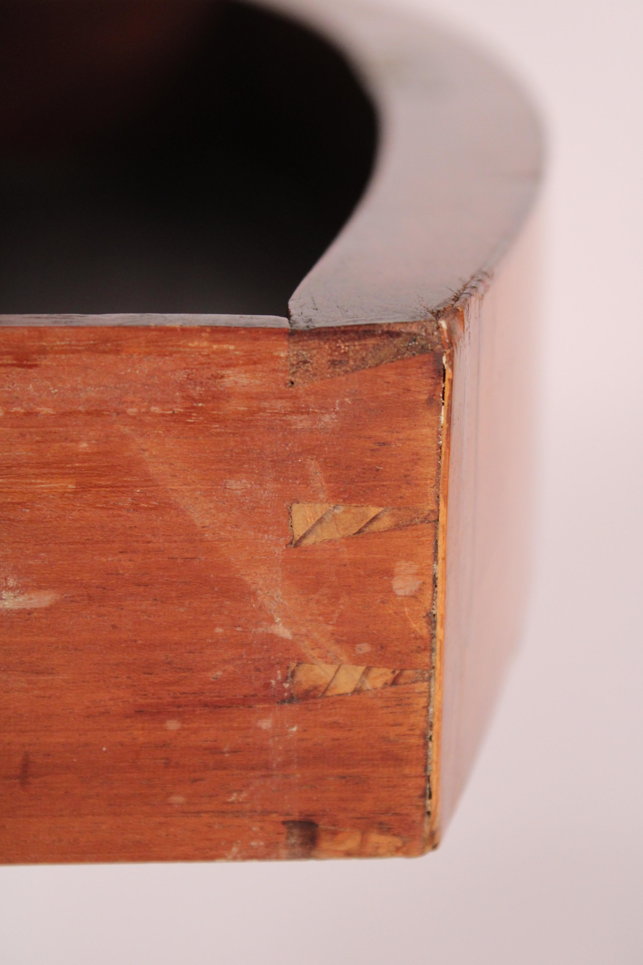 Table Pembroke anglaise édouardienne peinte en bois de satin en vente 5