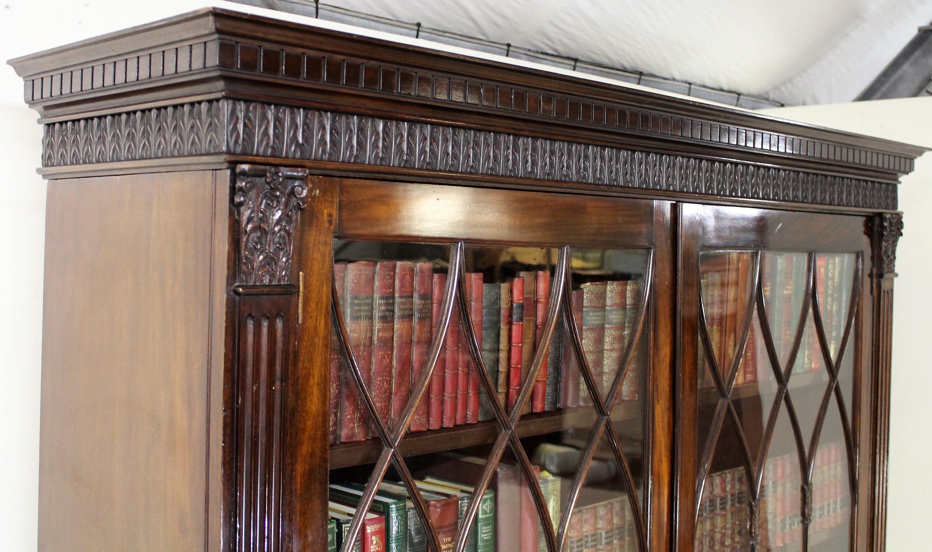 English Edwardian Period Chippendale Style Mahogany Bookcase 10