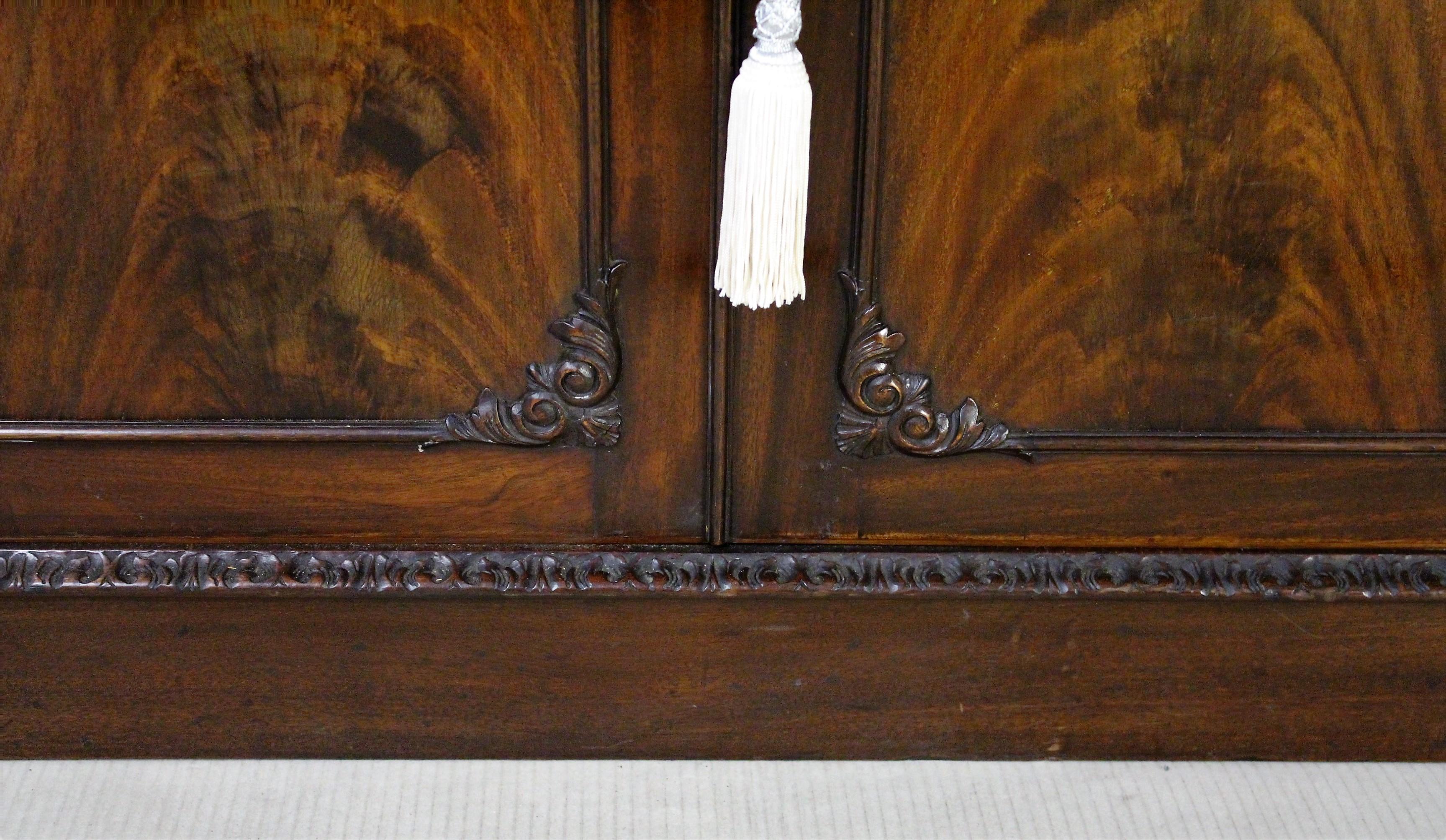 English Edwardian Period Chippendale Style Mahogany Bookcase 2