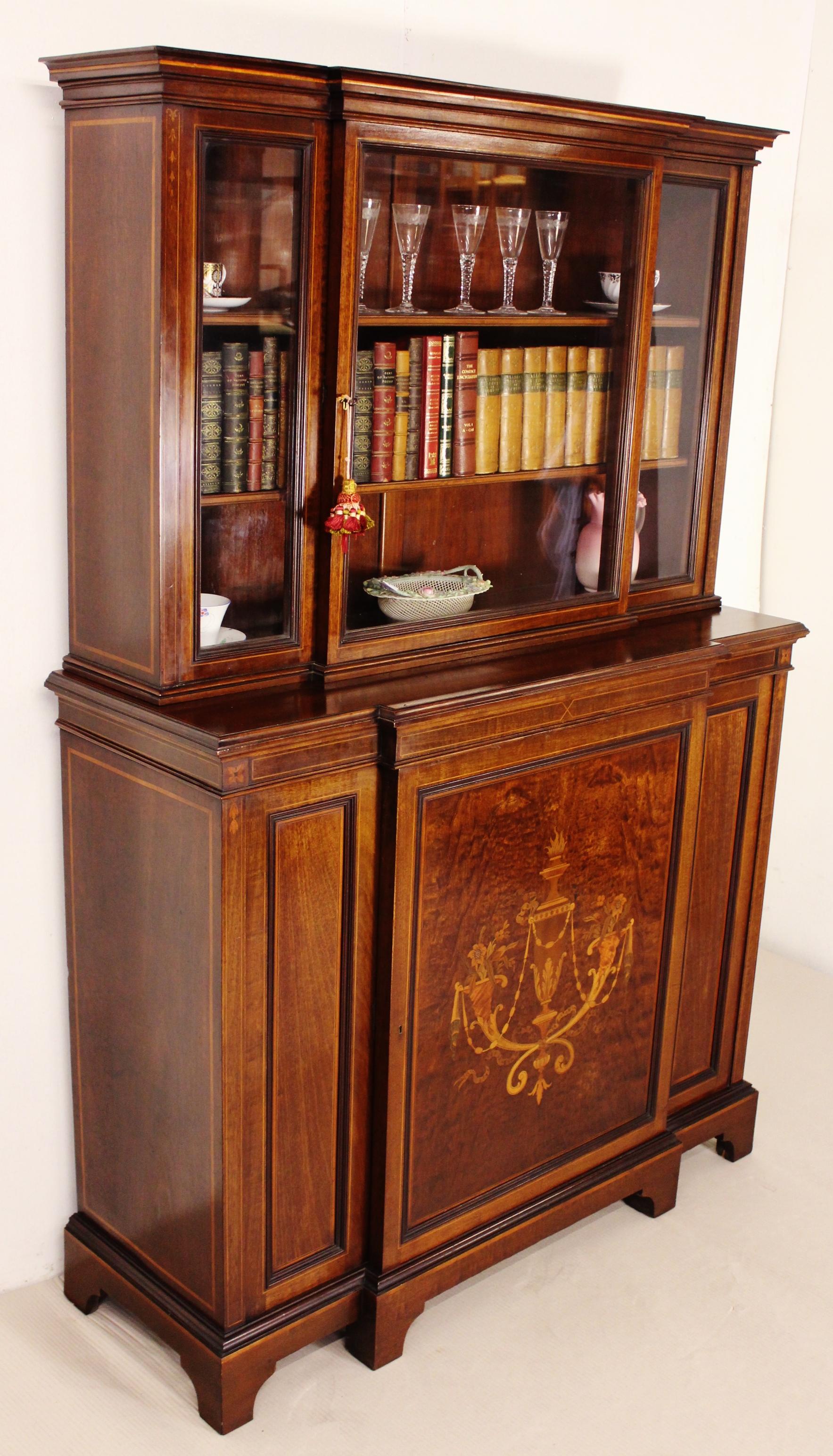 English Edwardian Period Inlaid Mahogany Bookcase/Cabinet by Jas Shoolbred For Sale 13