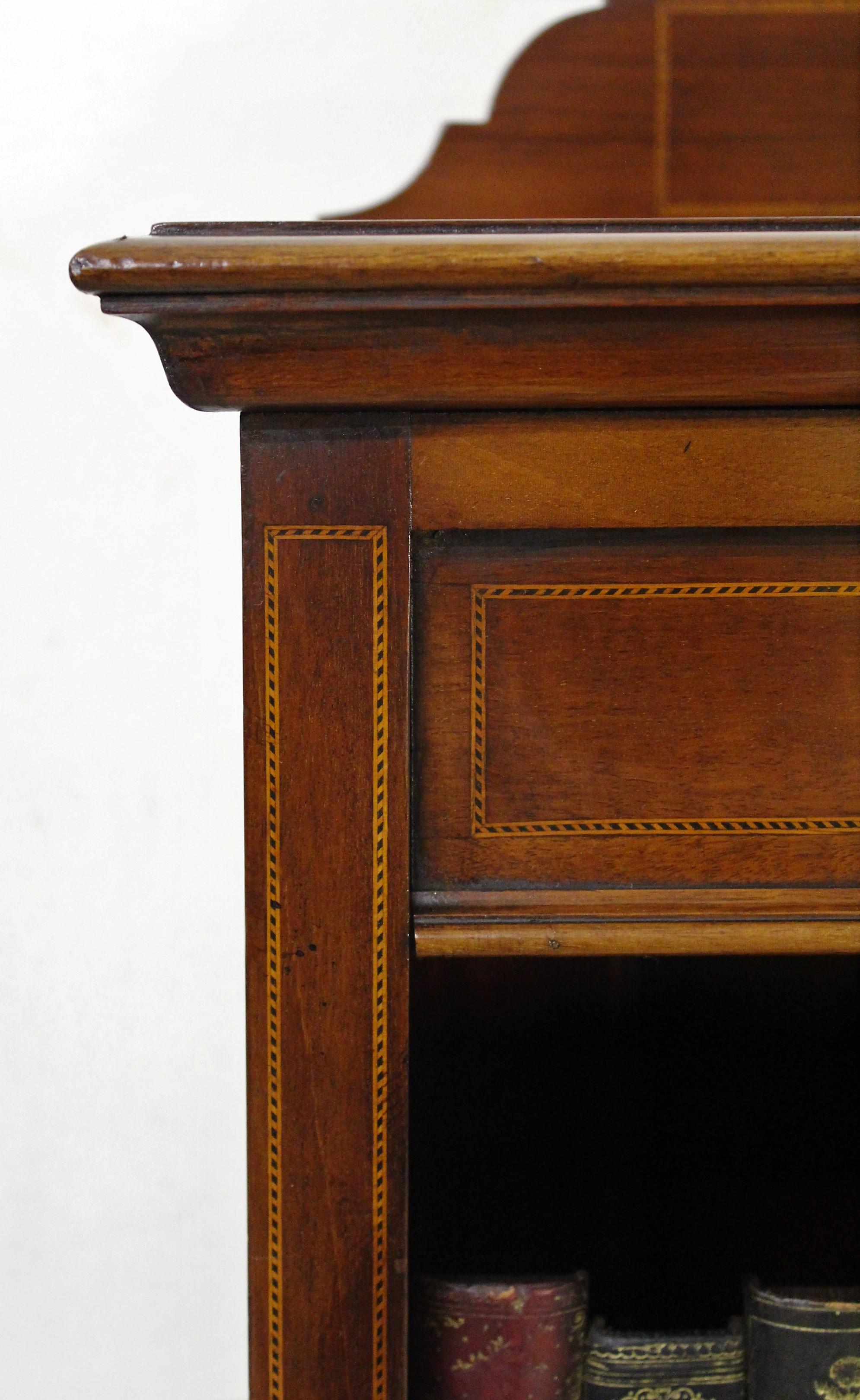 Early 20th Century English Edwardian Period Inlaid Mahogany Open Bookcase