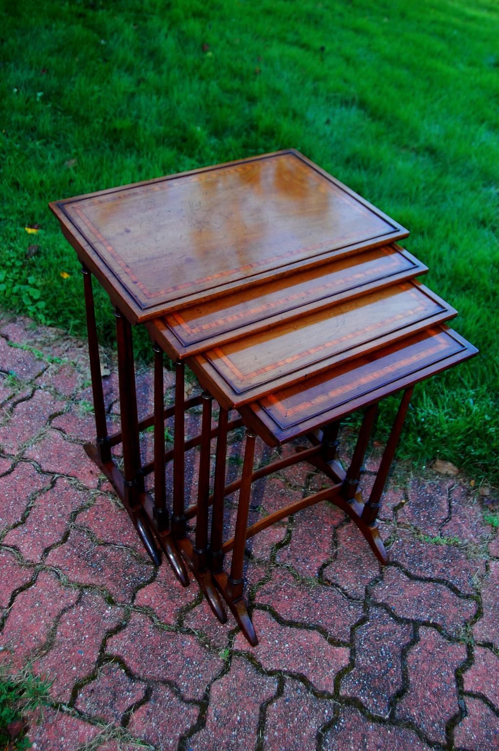 English Edwardian Period Nest of Four Inlaid Mahogany Tables In Good Condition In Wells, ME