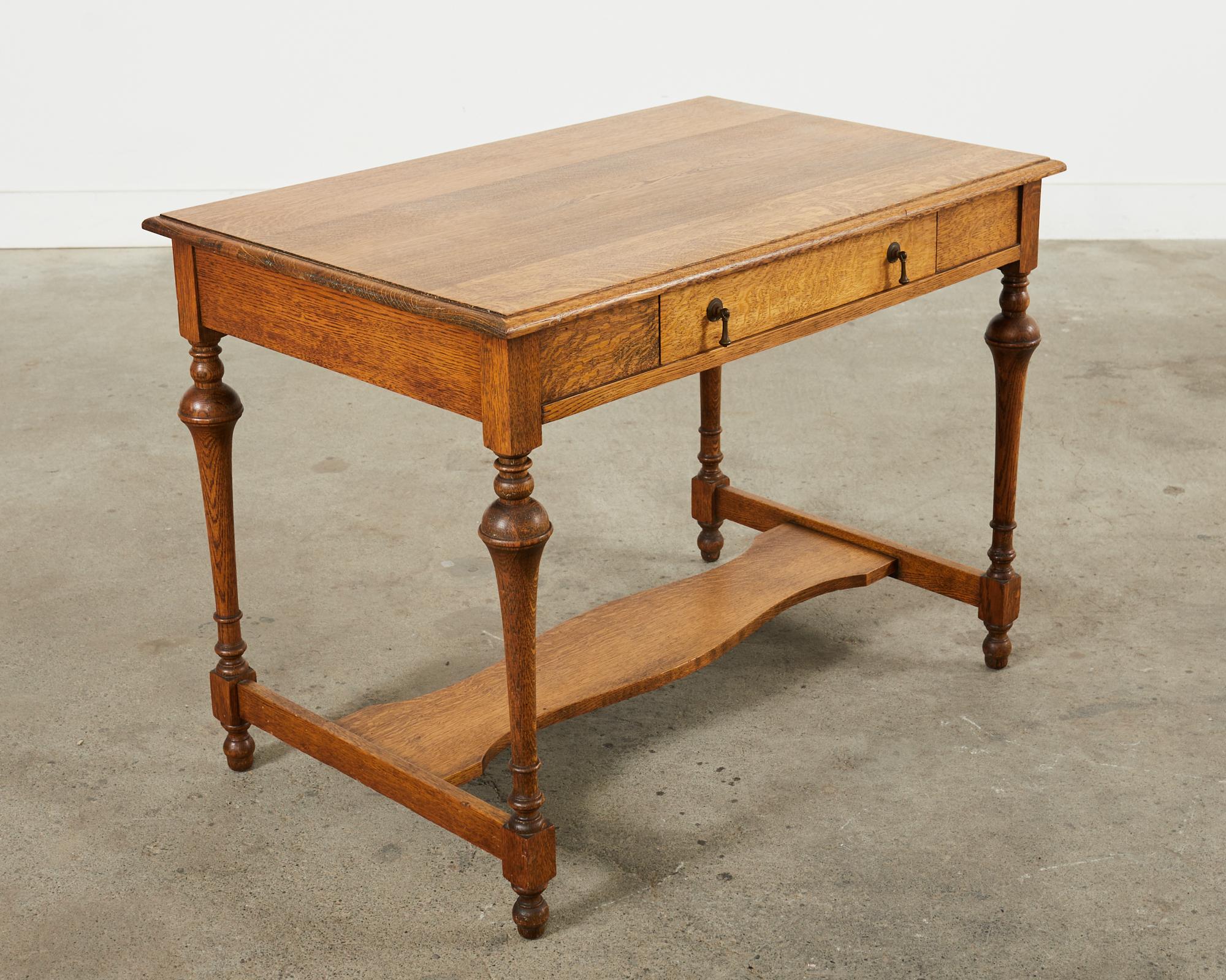 Table de bibliothèque en Oak Oak Quarter Sawn de l'époque Edouard VII en vente 10
