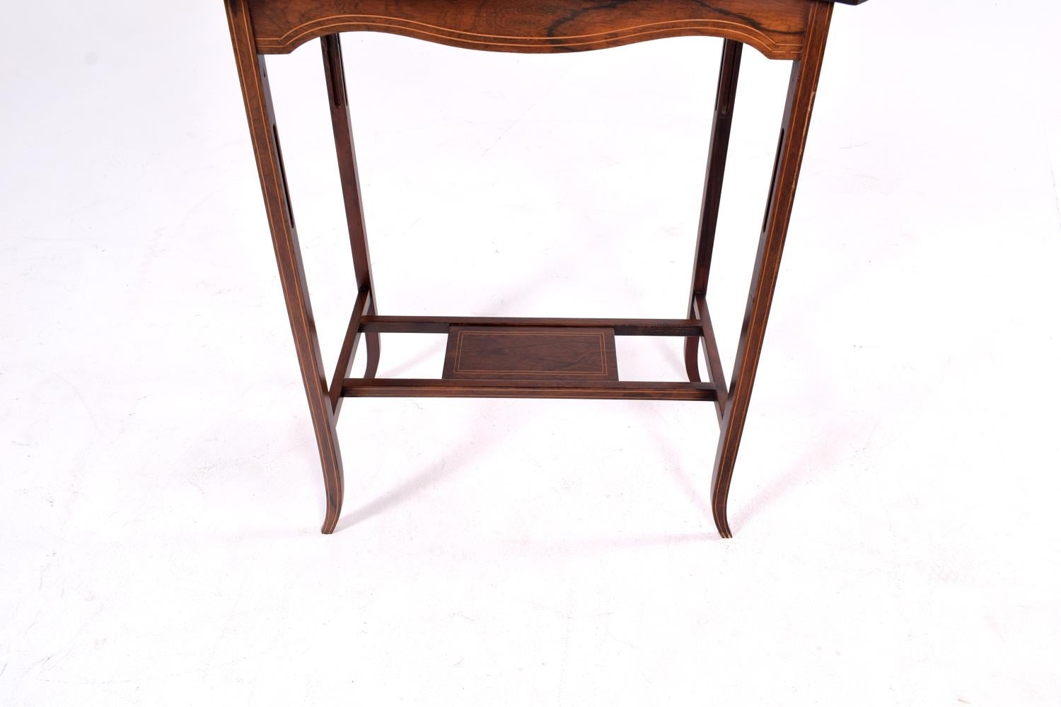 Early 20th Century English Edwardian Rosewood Side Table, 1910