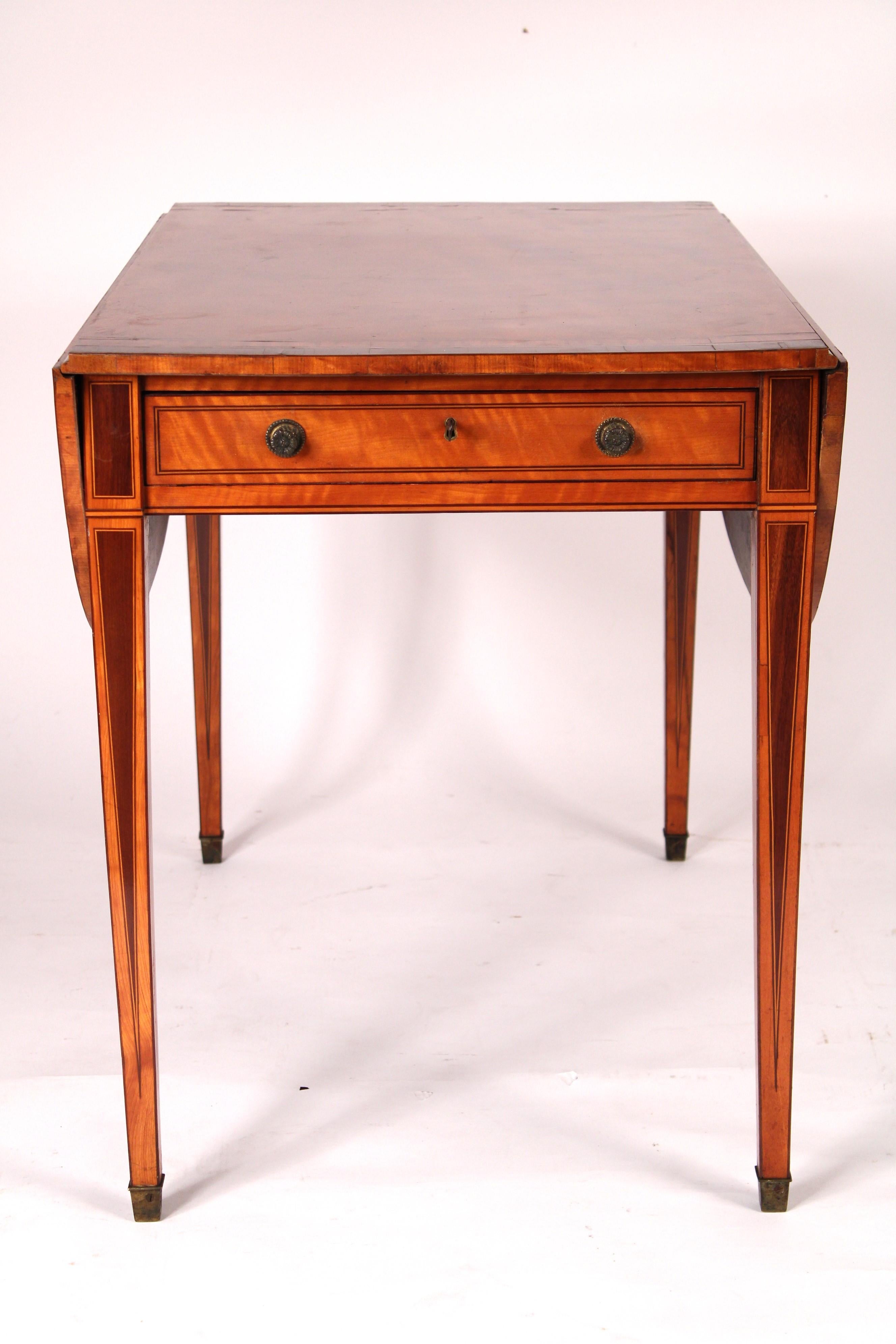 Early 20th Century English Edwardian Satinwood Pembroke Table For Sale