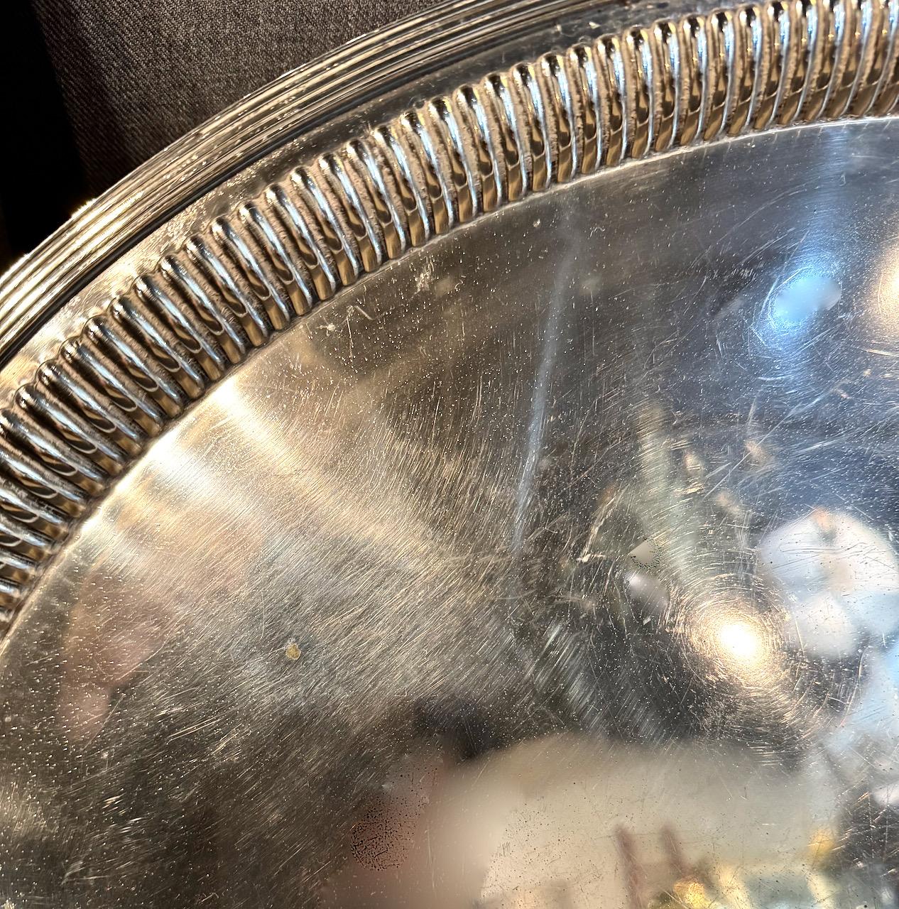 Vassoio da tè inglese edoardiano placcato in argento In condizioni buone in vendita a Pasadena, CA